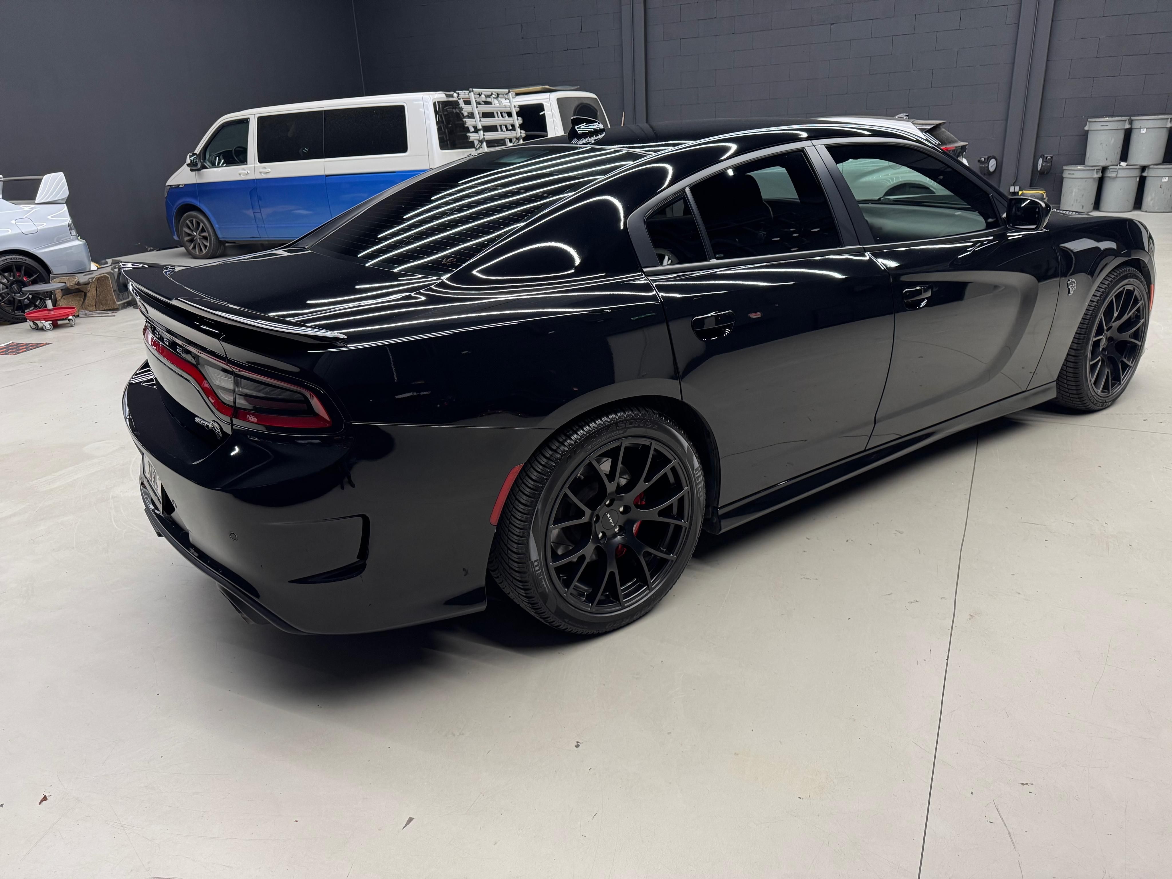 Dodge Charger, 6.2 SRT Hellcat - fotka 5