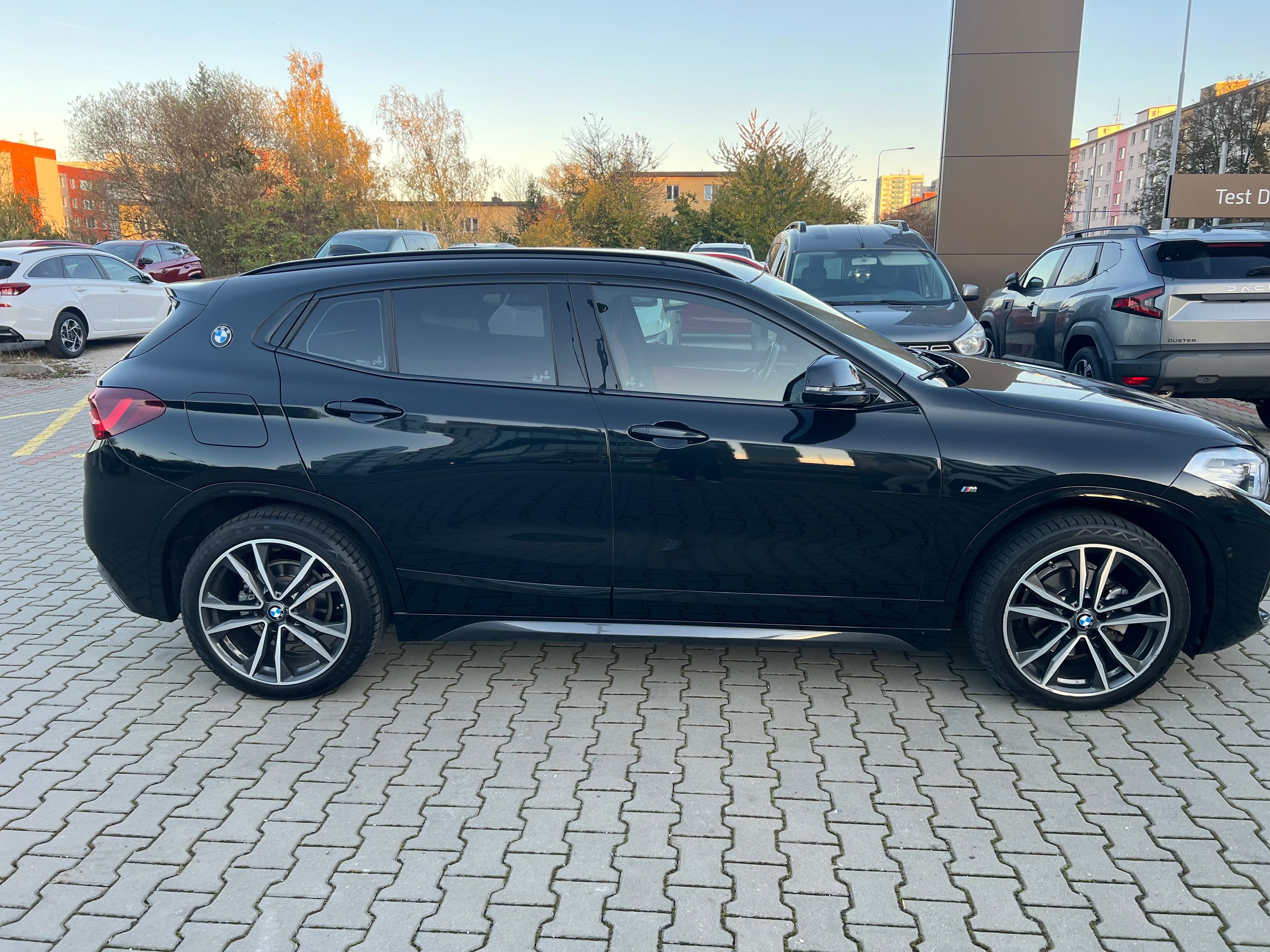 BMW X2, M packet exklusive, 2,0 diesel - fotka 4