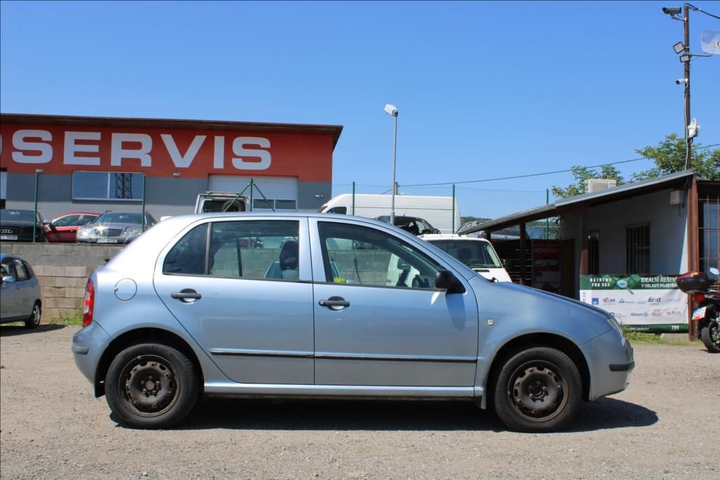 Škoda Fabia, 1,4 i  STK 10/2027 - fotka 4
