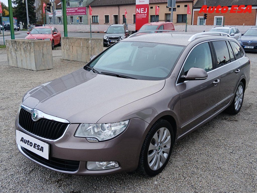 Škoda Superb, 2.0TDi,DSG,výhřev sed. - fotka 3