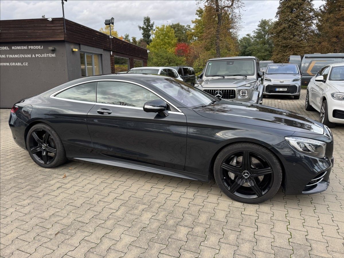 Mercedes-Benz Třídy S, 560 4Matic AMG - fotka 4