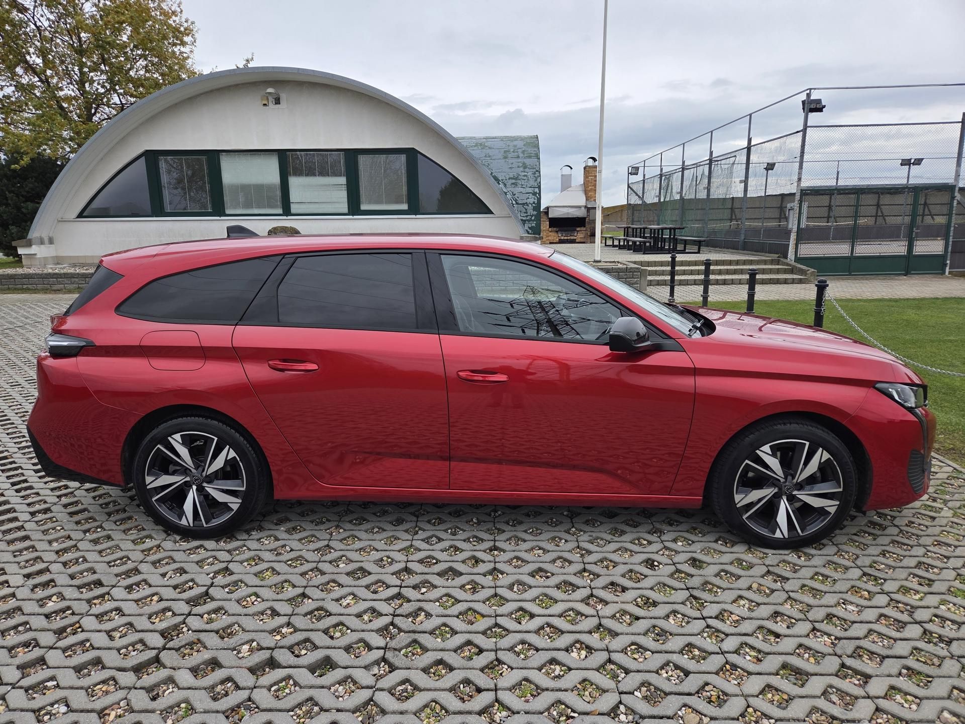 Peugeot 308, SW 1.2 PT 96 kW 130 Allure CZ - fotka 5