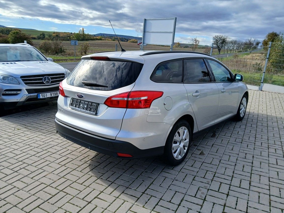 Ford Focus, 1,5 TDCI - fotka 5