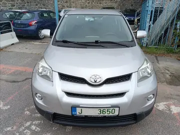 Toyota Urban Cruiser, 1,4 D4D High AWD