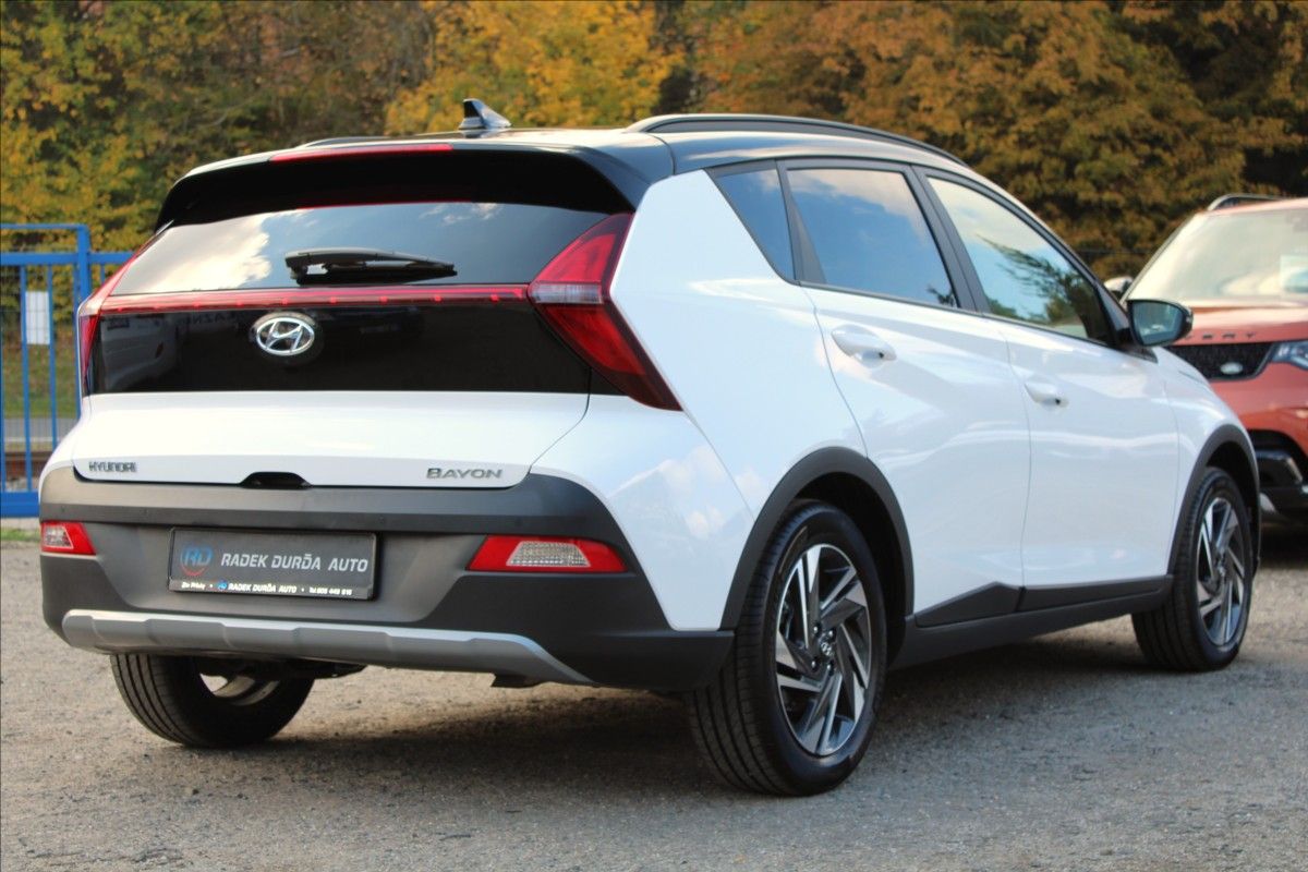 Hyundai Bayon, 1,0 TGDI  1MAJ,A/T,PLAY,ZÁRUKA - fotka 5