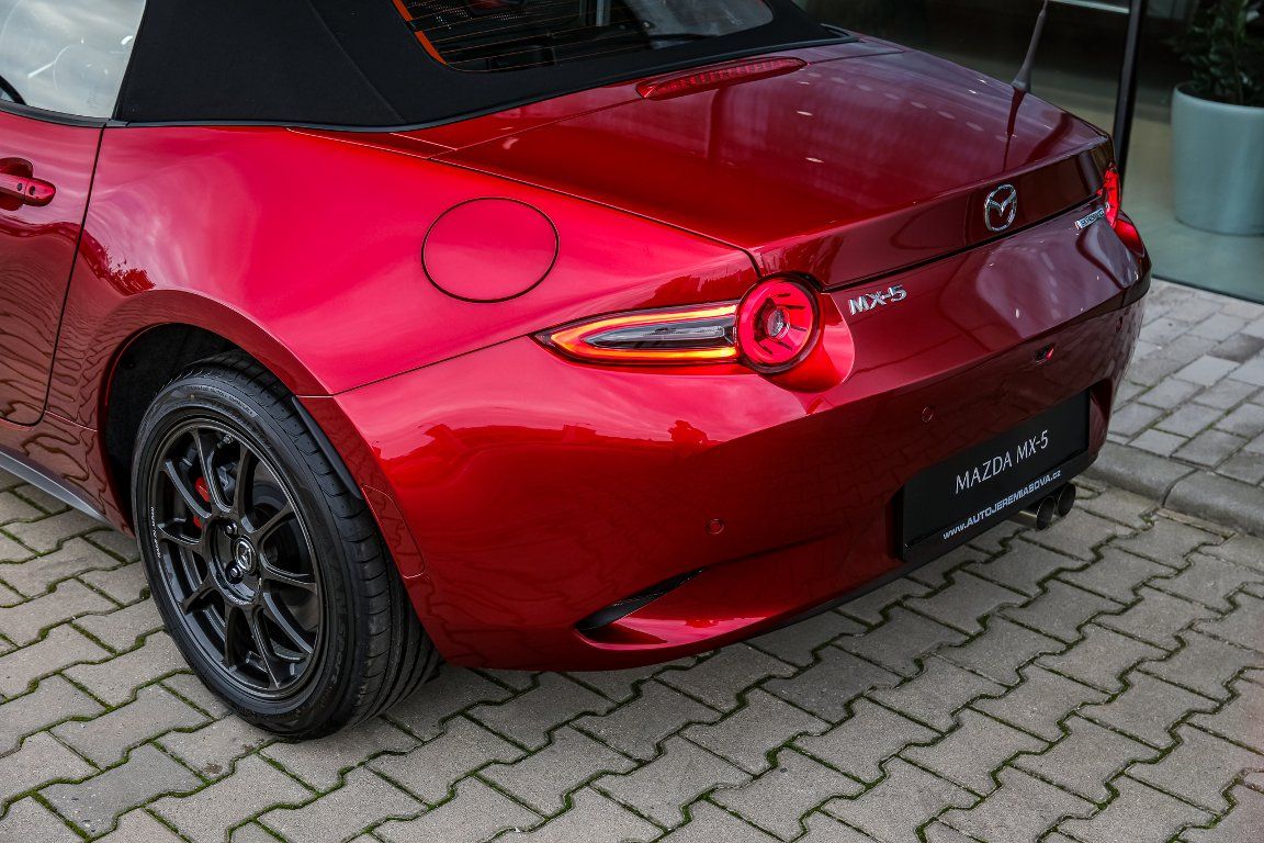 Mazda MX-5, ST 1.5L 132k 6MT Homura - fotka 6