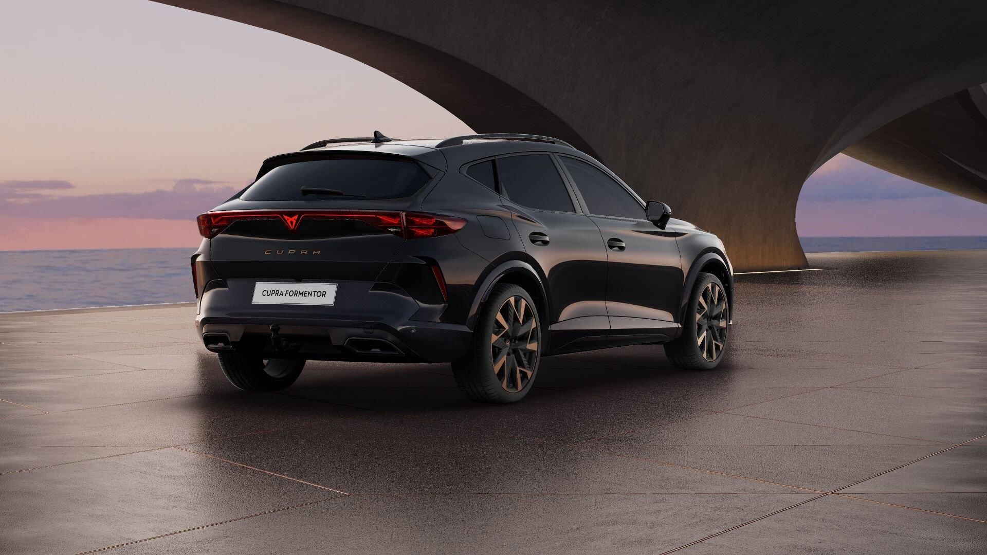 Cupra Formentor, 1.5 eTSI 150k DSG - fotka 4