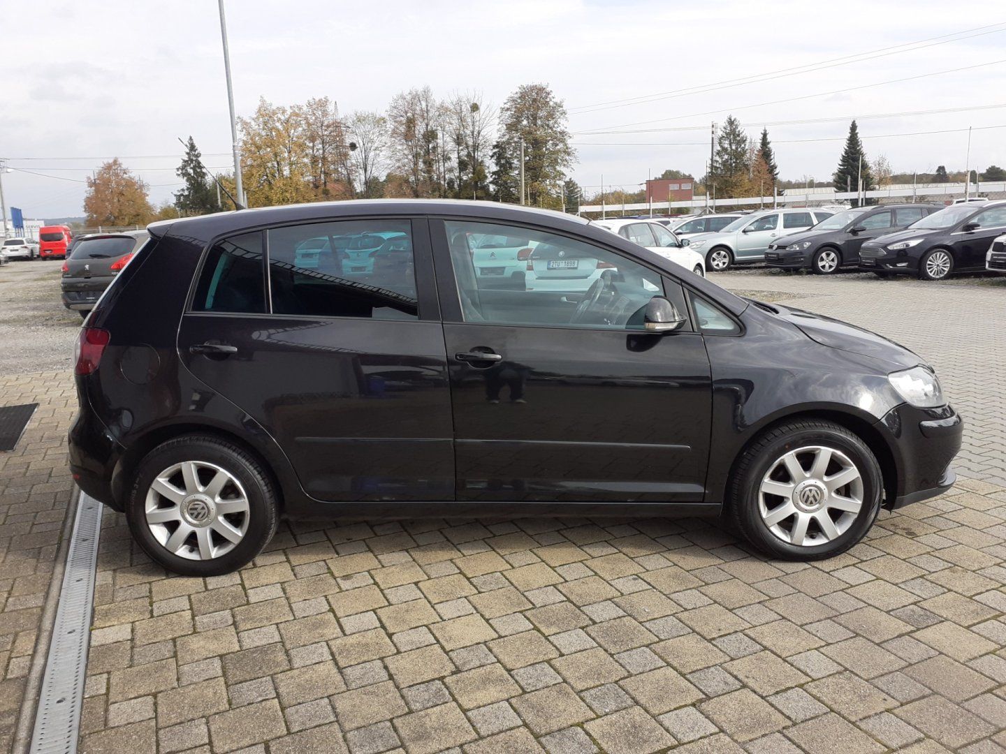 Volkswagen Golf Plus, 1.6 i 75 Kw - fotka 3