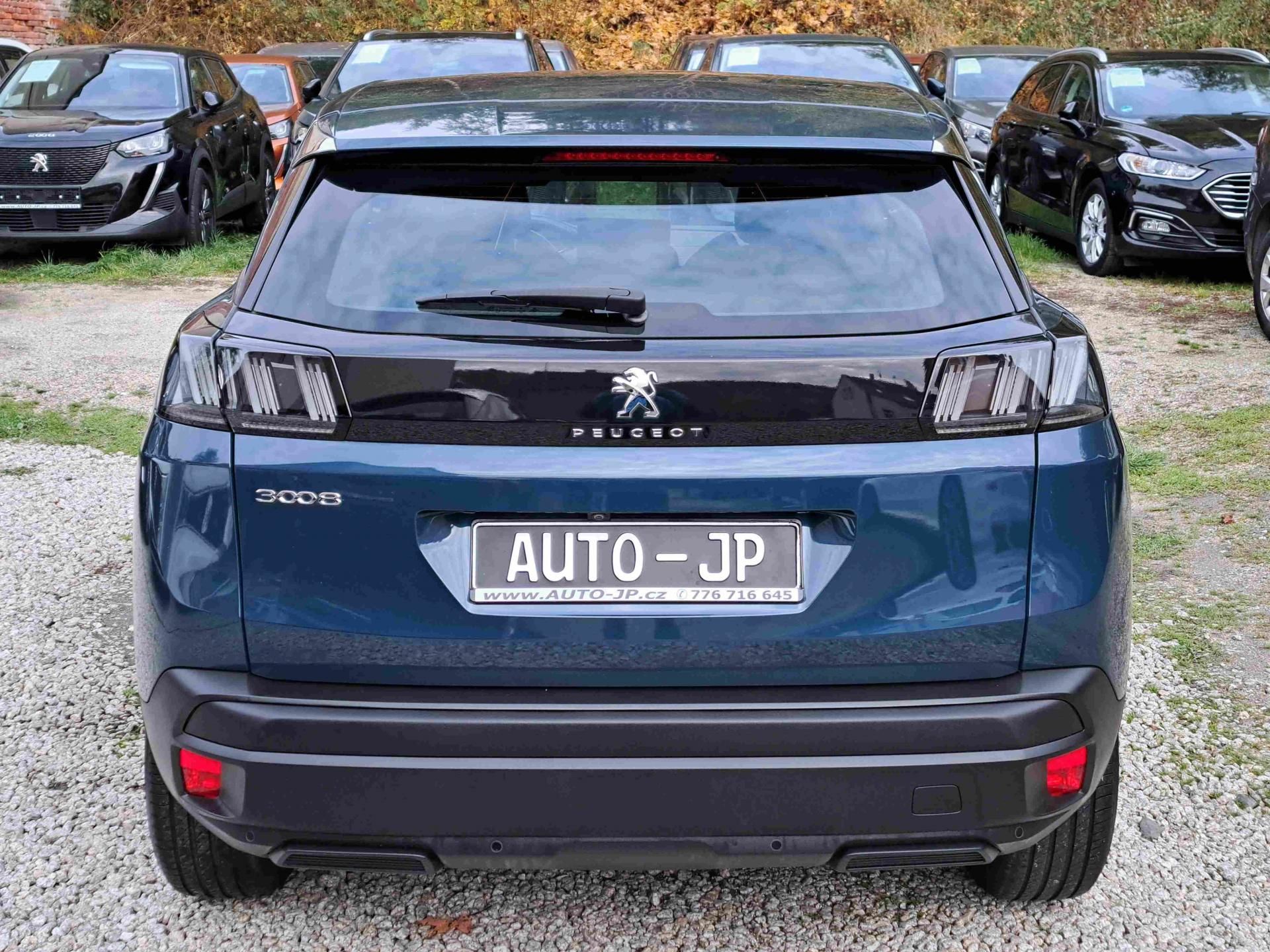 Peugeot 3008, 1,2 PT EAT8 LED 17ALU PDC NAVI - fotka 5