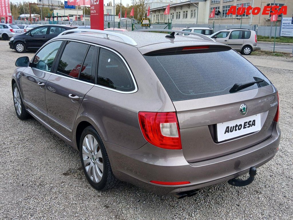 Škoda Superb, 2.0TDi,DSG,výhřev sed. - fotka 6