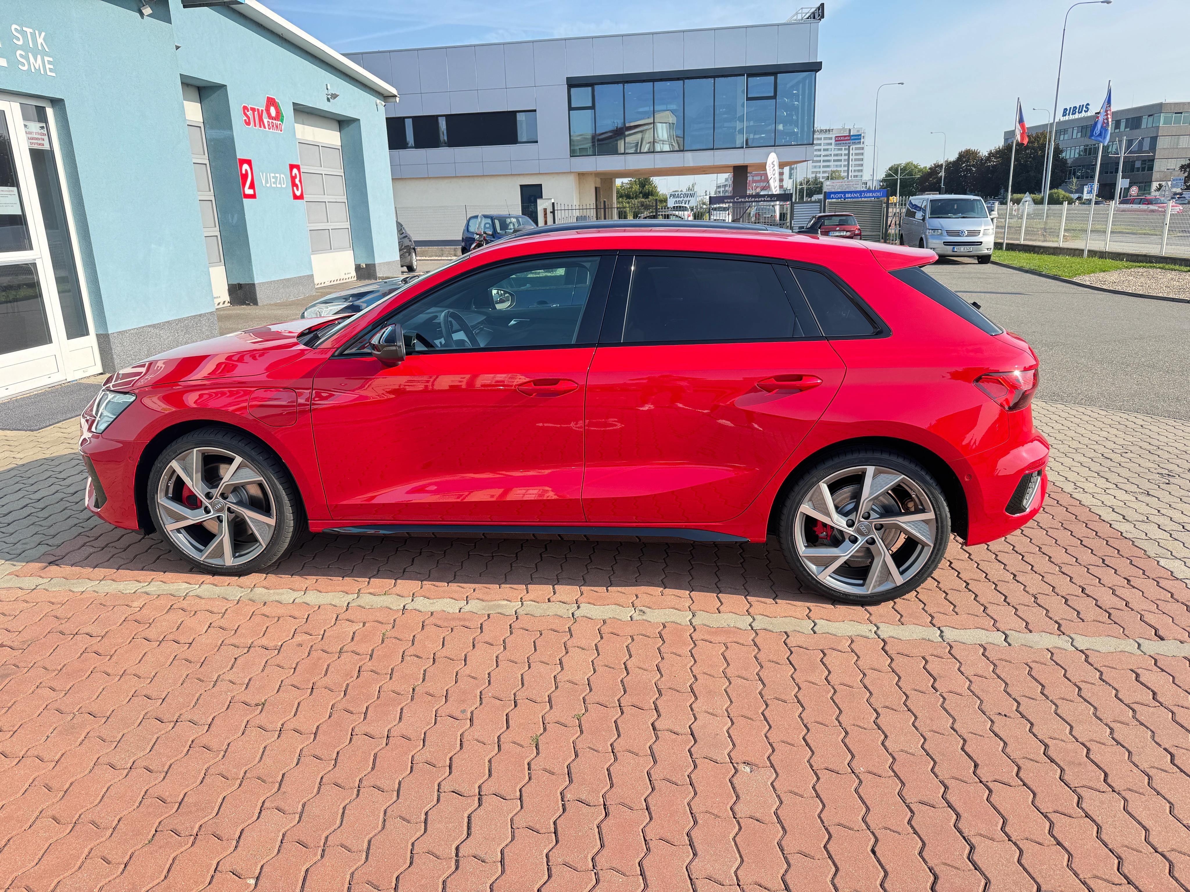 Audi A3, 1.4 plug-in-hybrid  180kw dph! - fotka 2