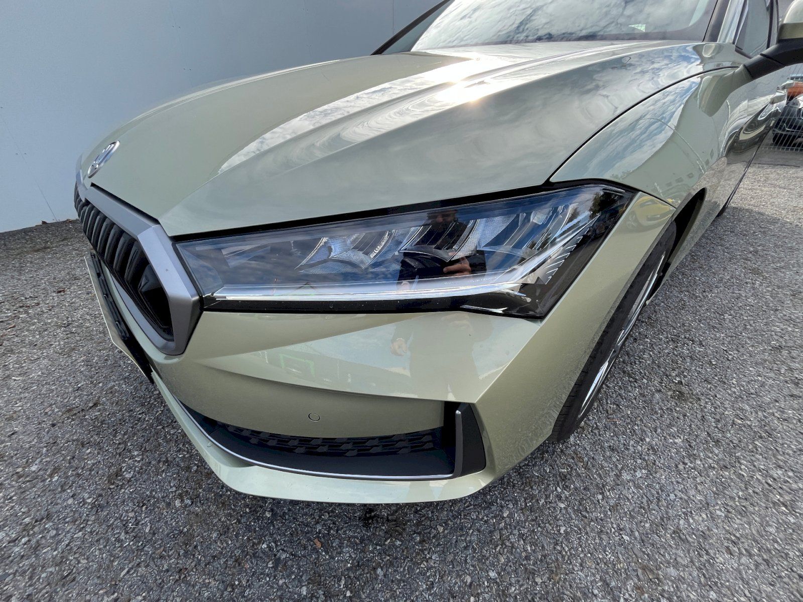 Škoda Superb, 1.5 TSI 110kW Selection DSG - fotka 6