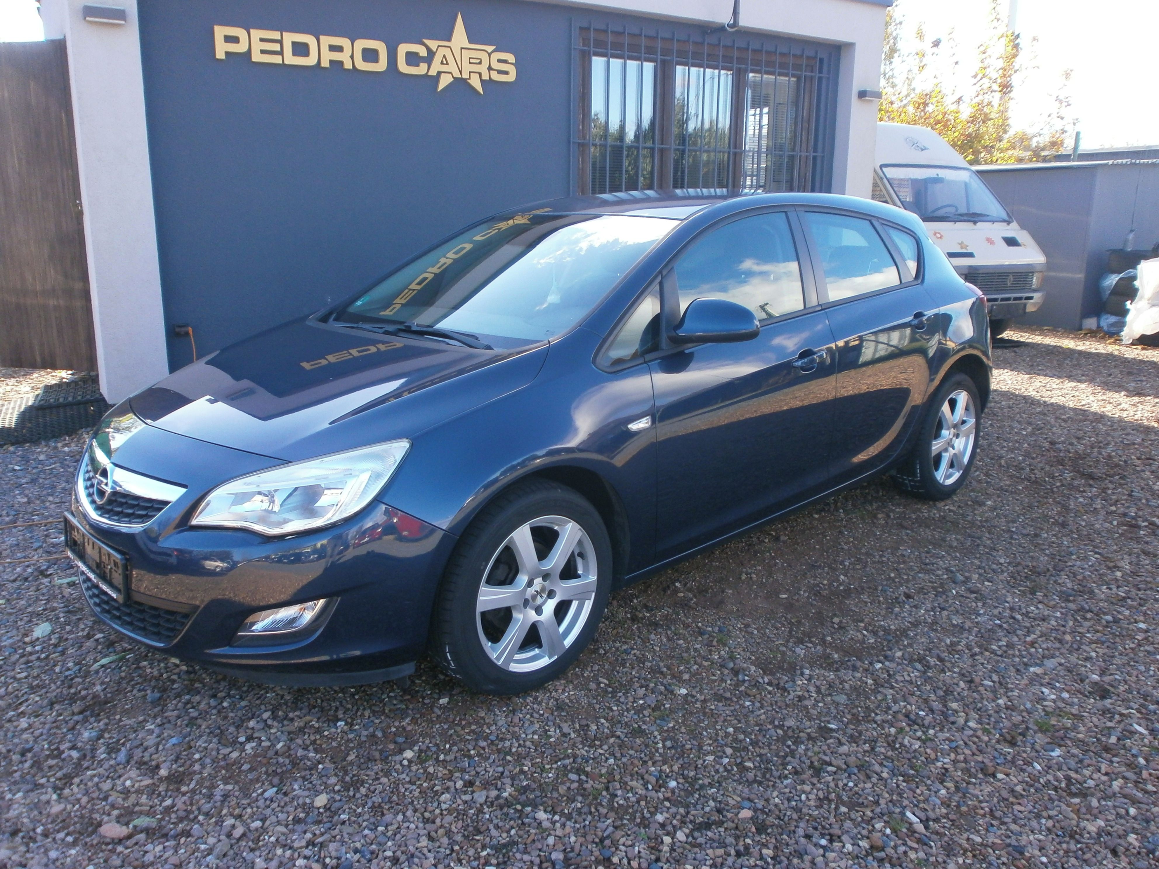 Opel Astra, 1.6i16v-klima,servisní kniha! - fotka 2