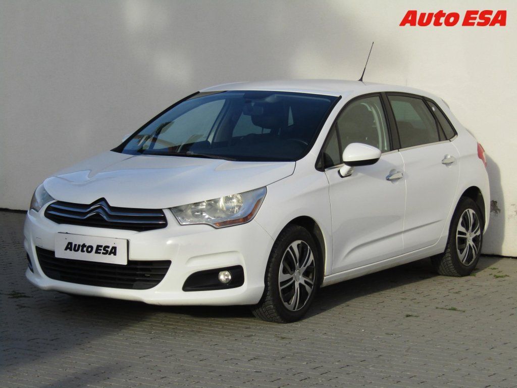 Citroën C4, 1.6HDi,ČR,AC,park.kamera - fotka 3