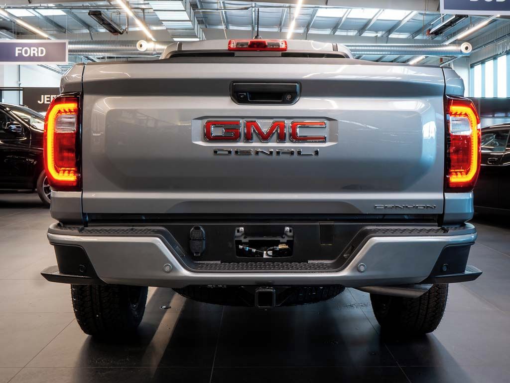 GMC Canyon, 2.7 Denali 4WD 2"Lift Head-up - fotka 4