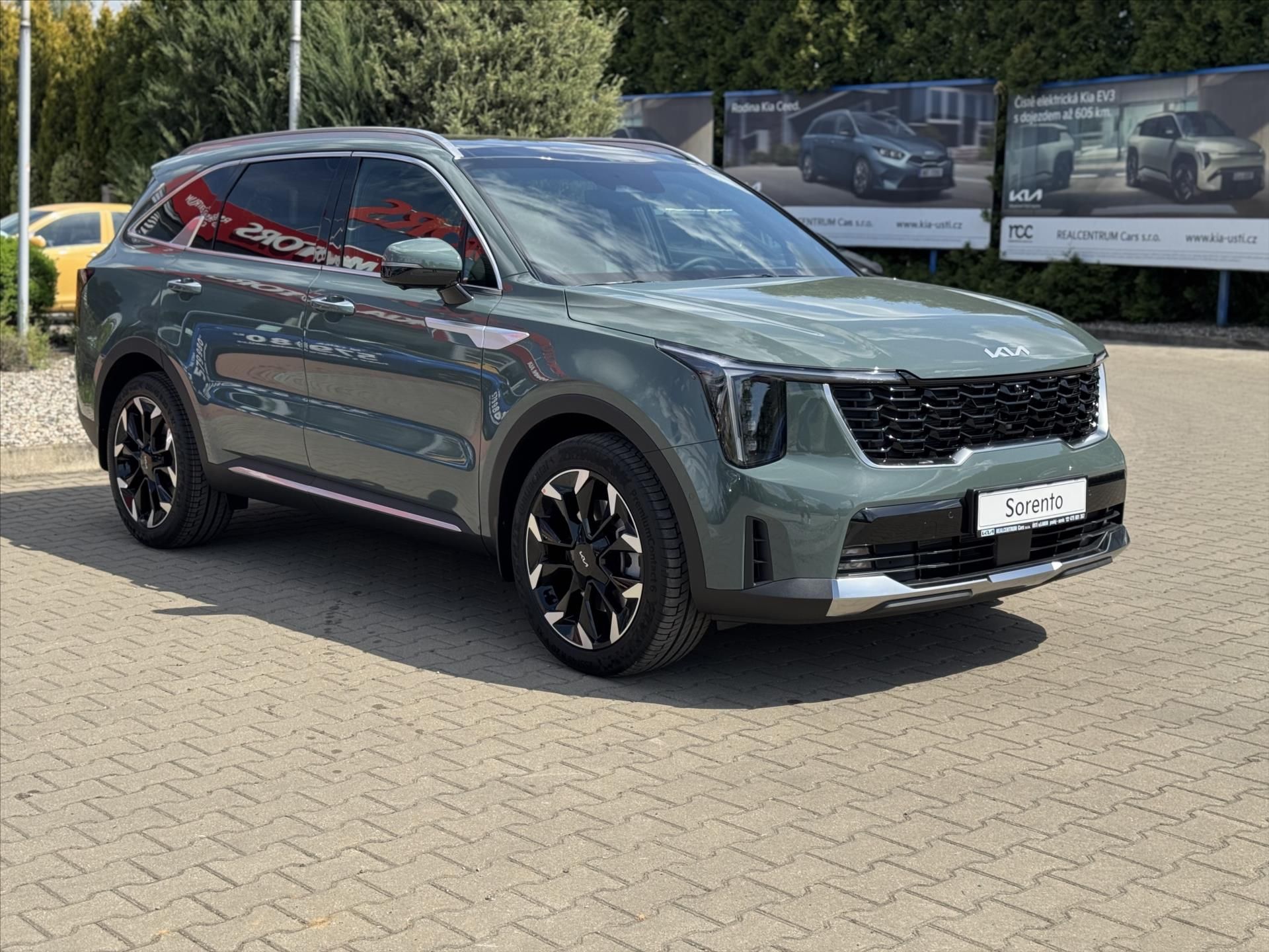 Kia Sorento, 2,2 CRDi 4x4 8DCT TOP 7P, PNS - fotka 2
