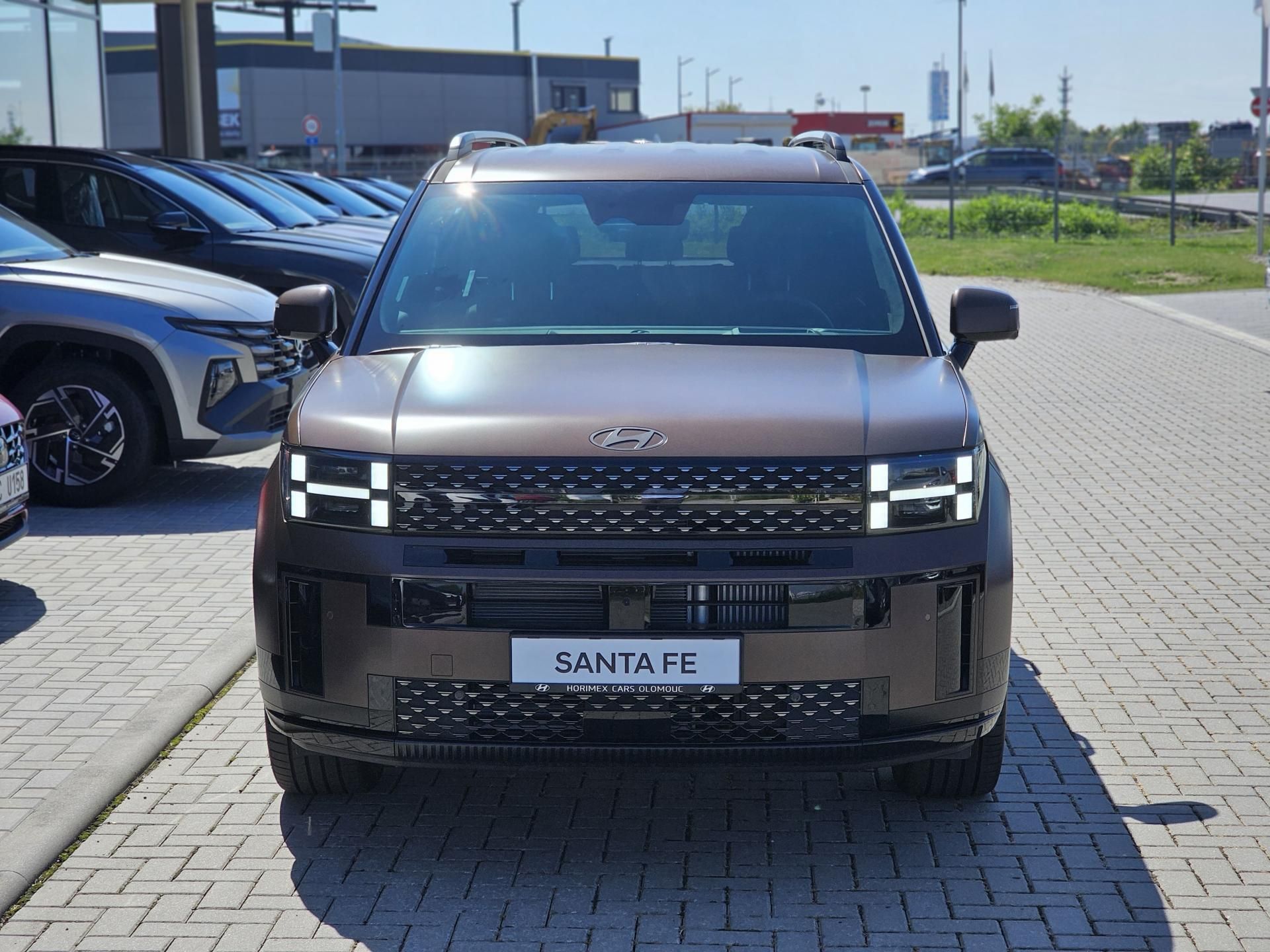 Hyundai Santa Fe, 1,6 TGDI PHEV 4WD AT CALLIG - fotka 2
