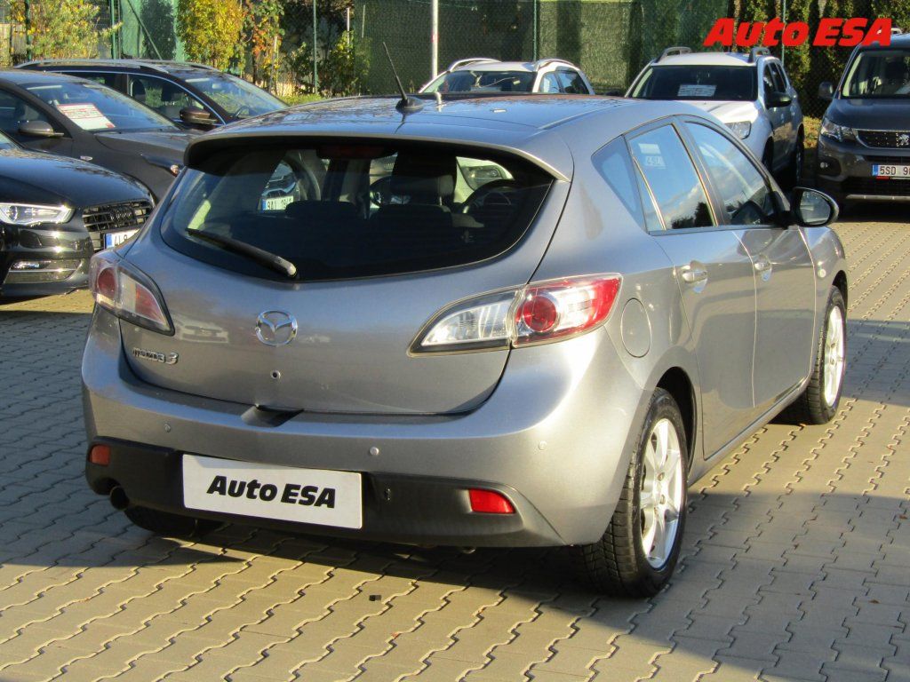 Mazda 3, 2.0 i,autoAC - fotka 6
