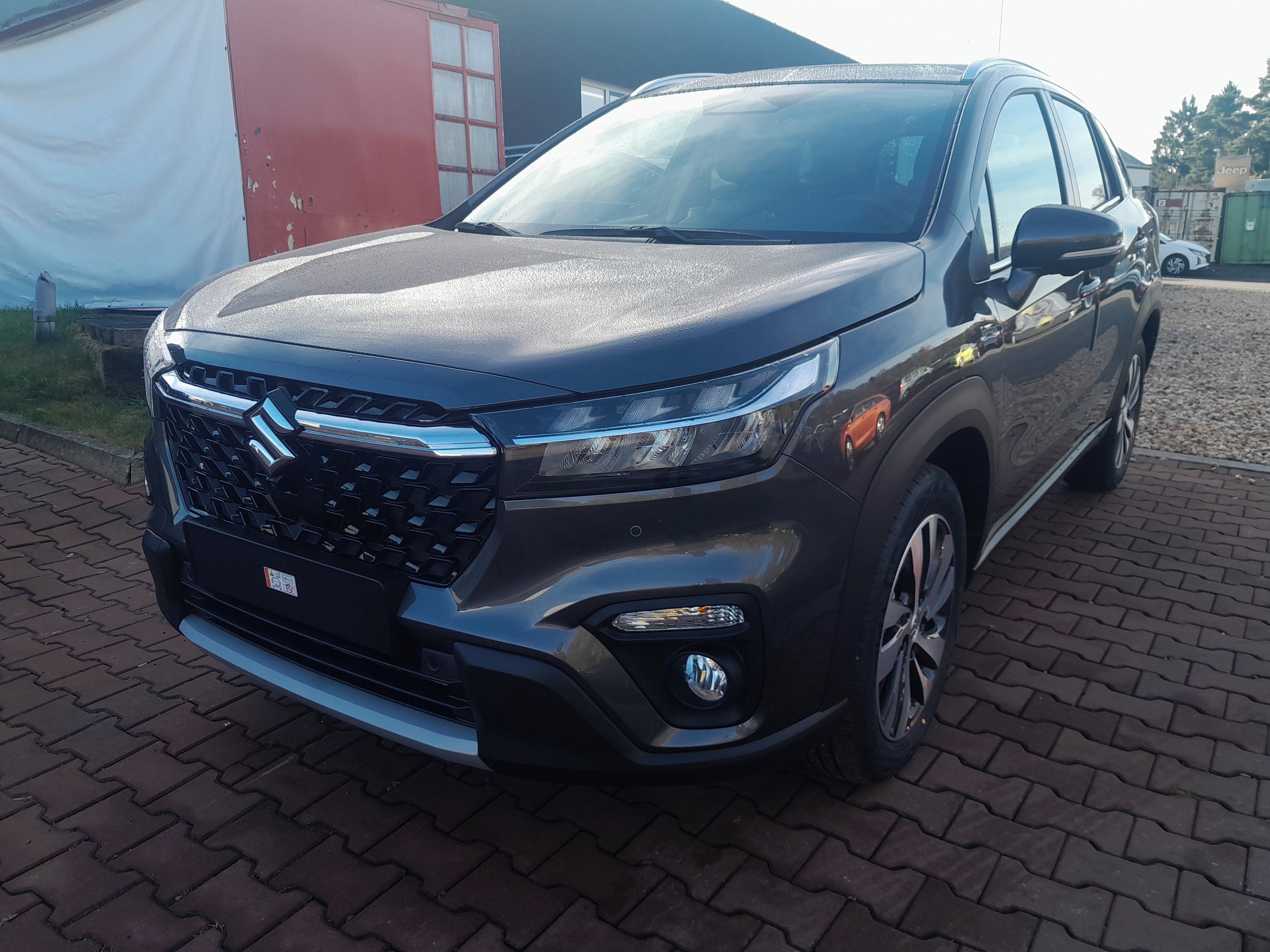 Suzuki S-Cross, 1,4 ELEGANCE 4x4 PANORAMA - fotka 2