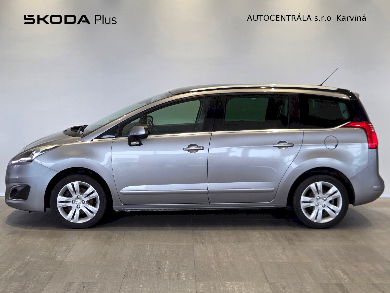 Peugeot 5008, 1,6 BlueHDi / 88 kW Allure 7 m - fotka 3