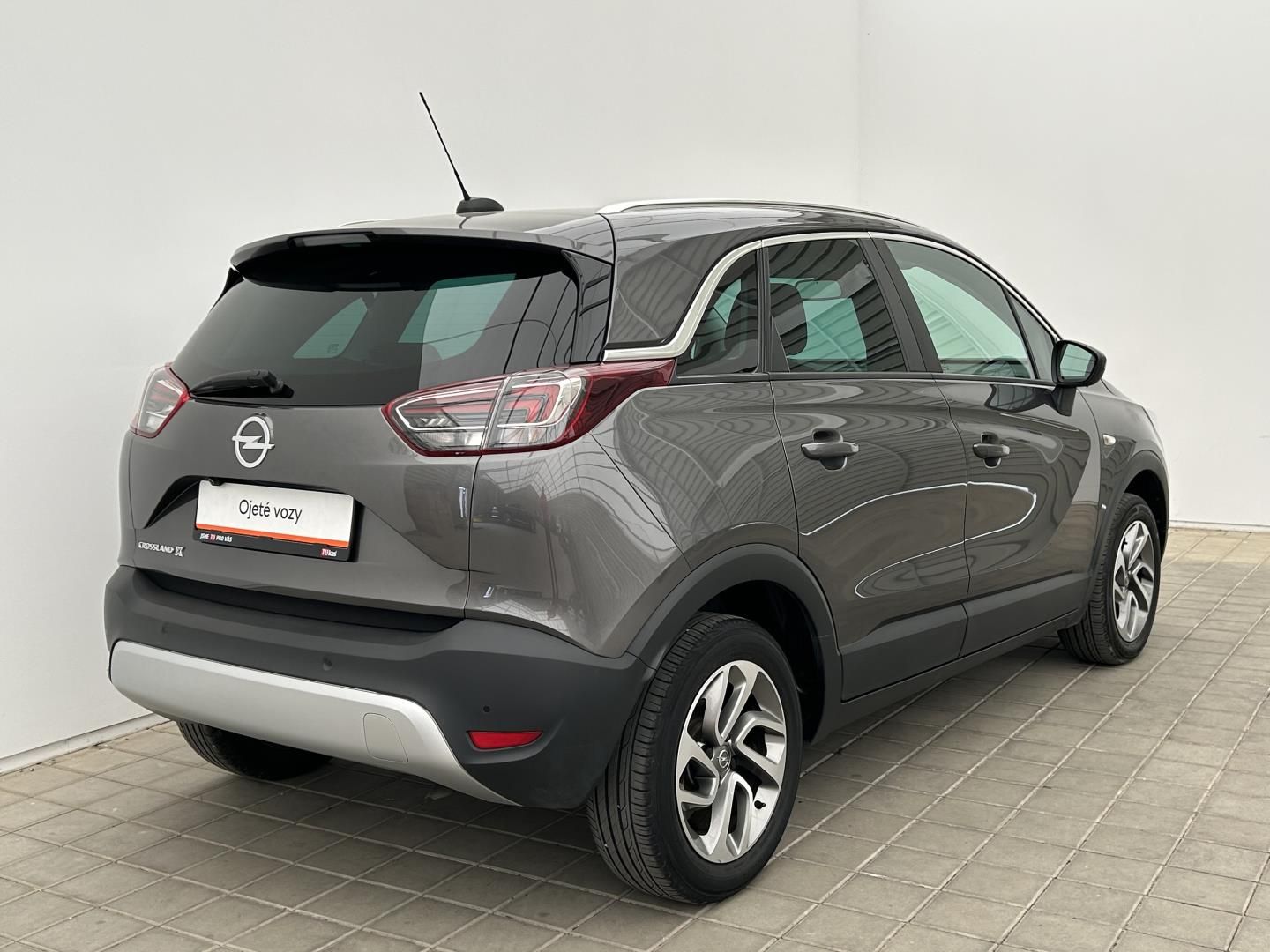 Opel Crossland, 1.2Turbo 110k 81kW Edition - fotka 5