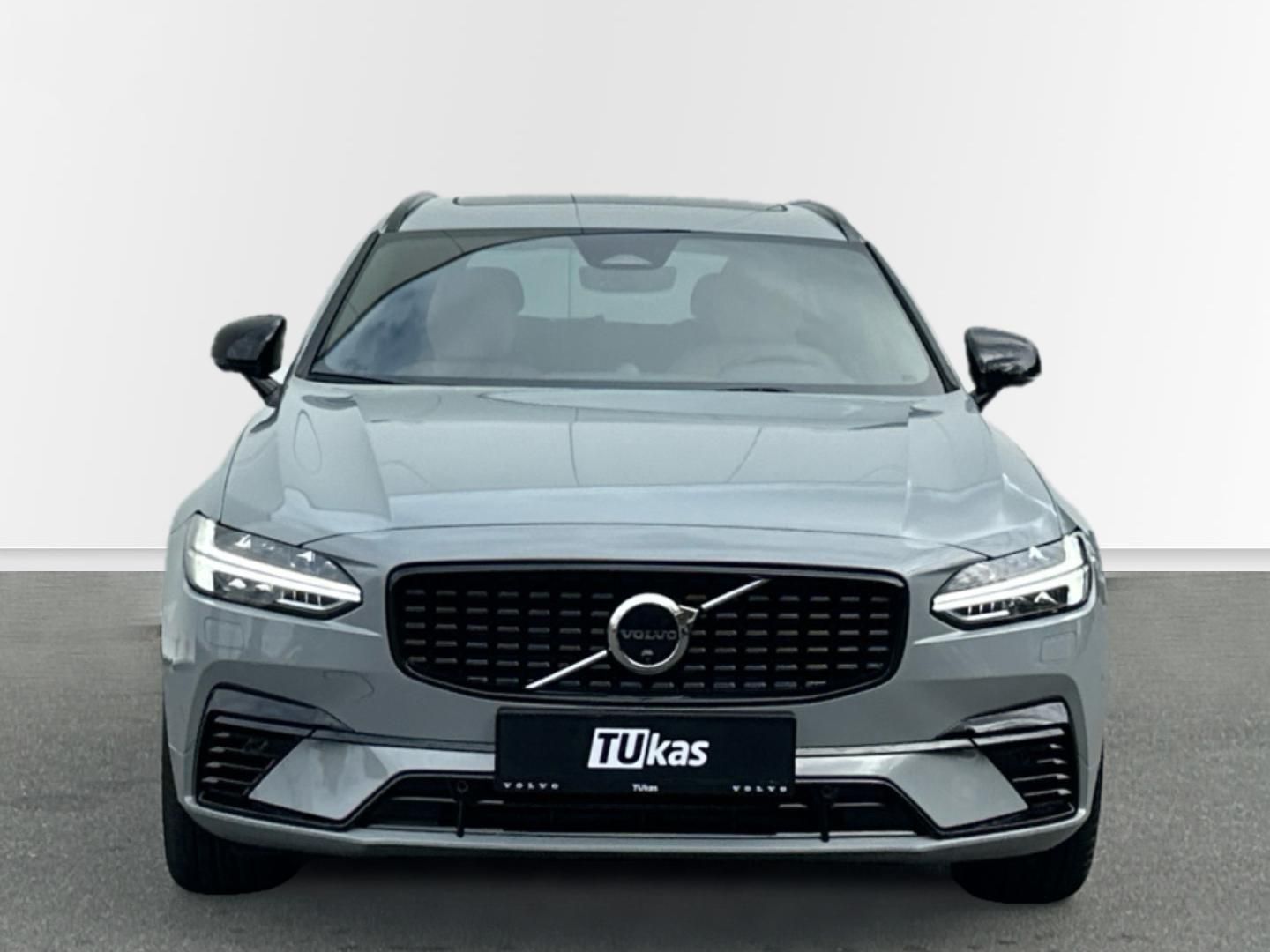 Volvo V90, 2.0 T8 AWD 4x4 ULTRA DARK - fotka 3