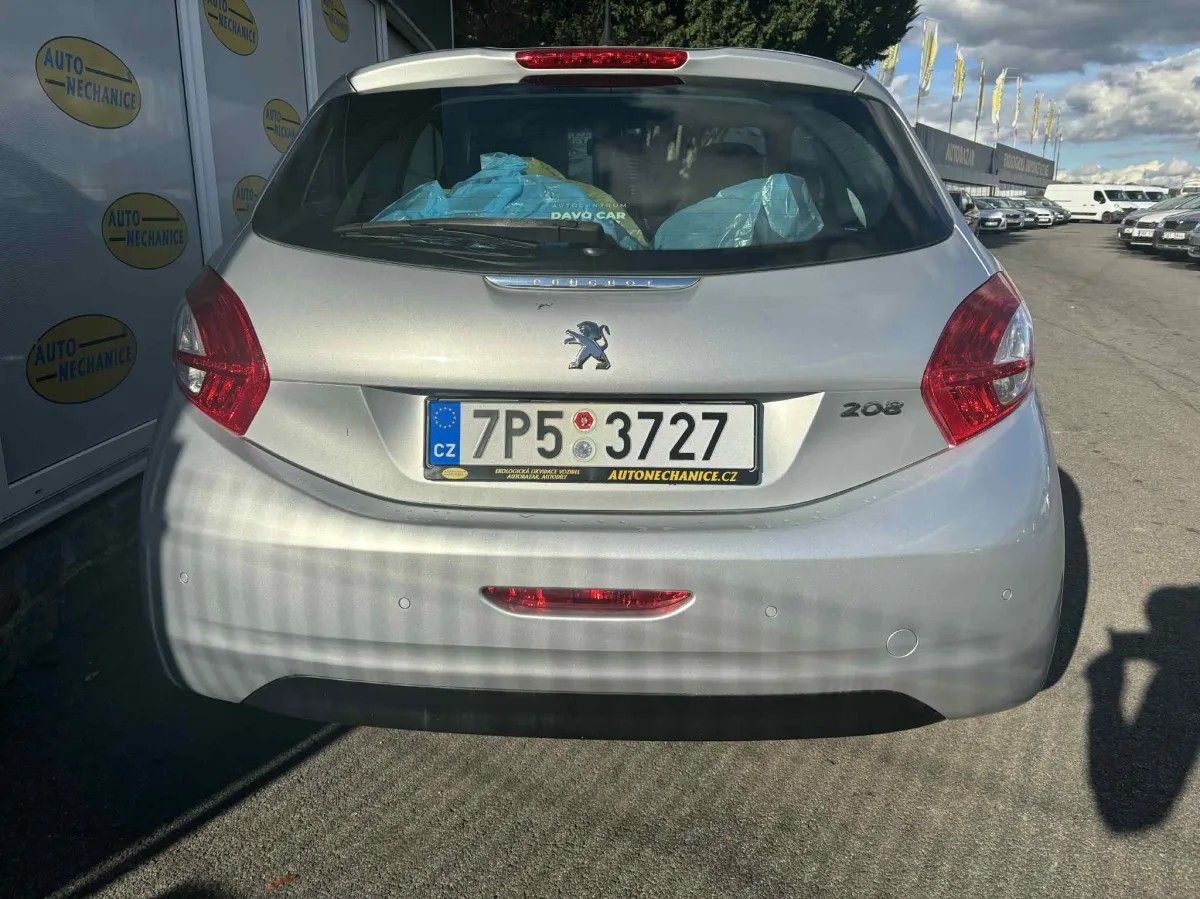 Peugeot 208, 1.2 PureTech - fotka 5