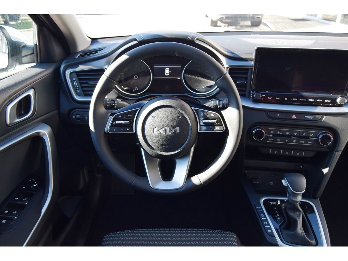 Kia Cee´d, SW 1,5 T-GDi 7DCT TOP - fotka 6