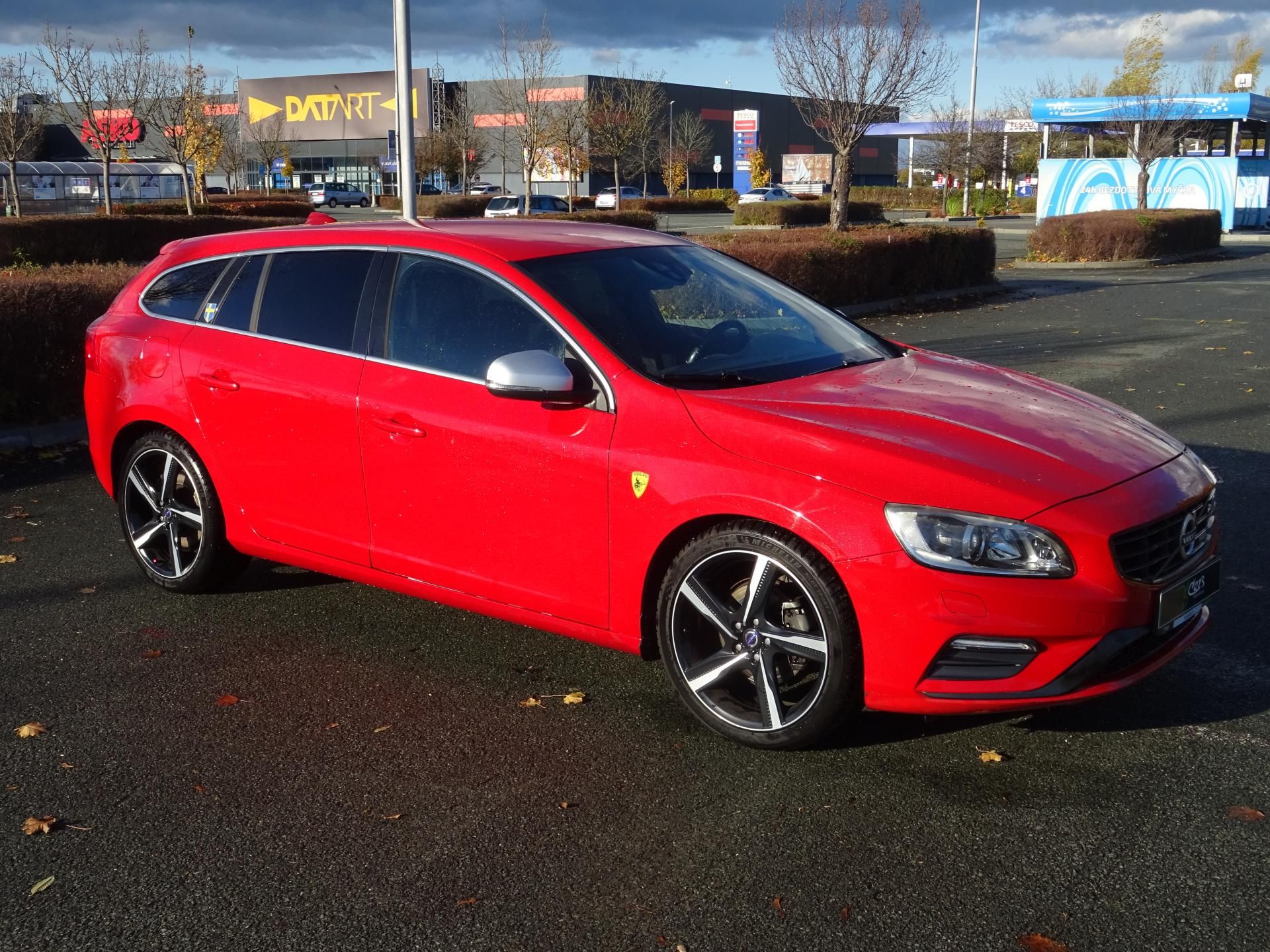 Volvo V60, R-design D4 Manuál