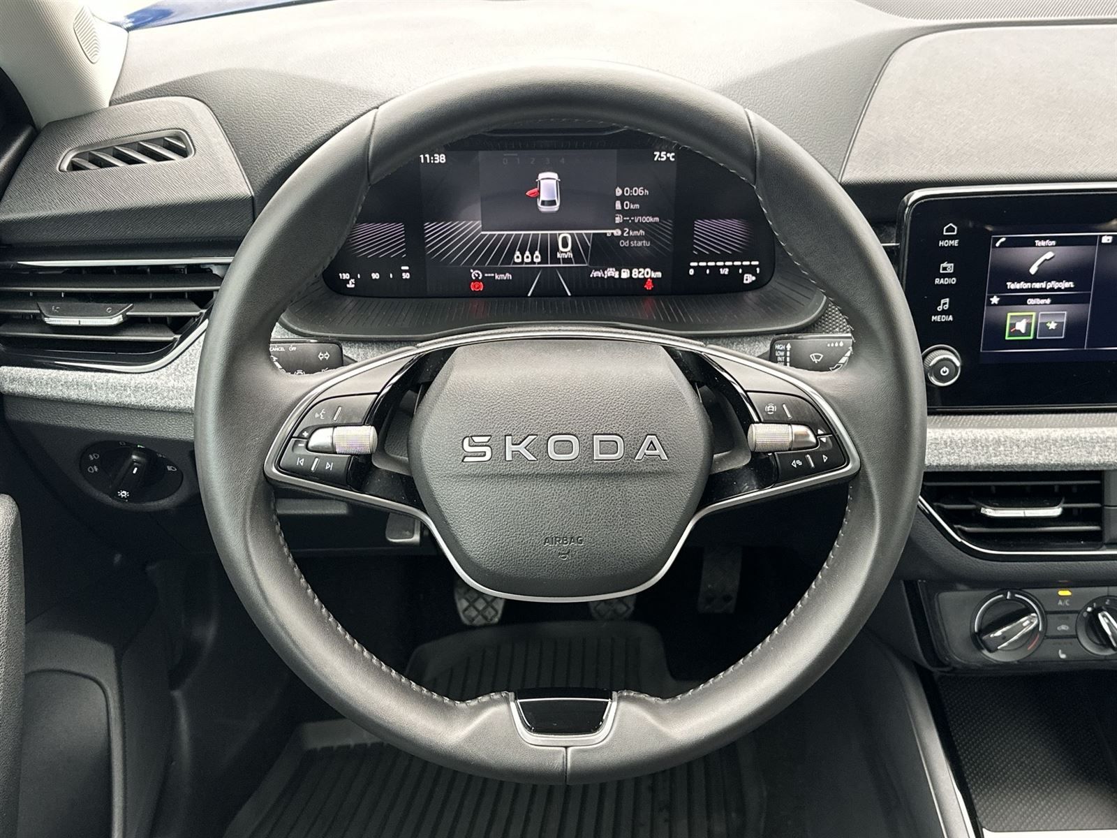 Škoda Scala, 1.0 TSI Selection - fotka 6