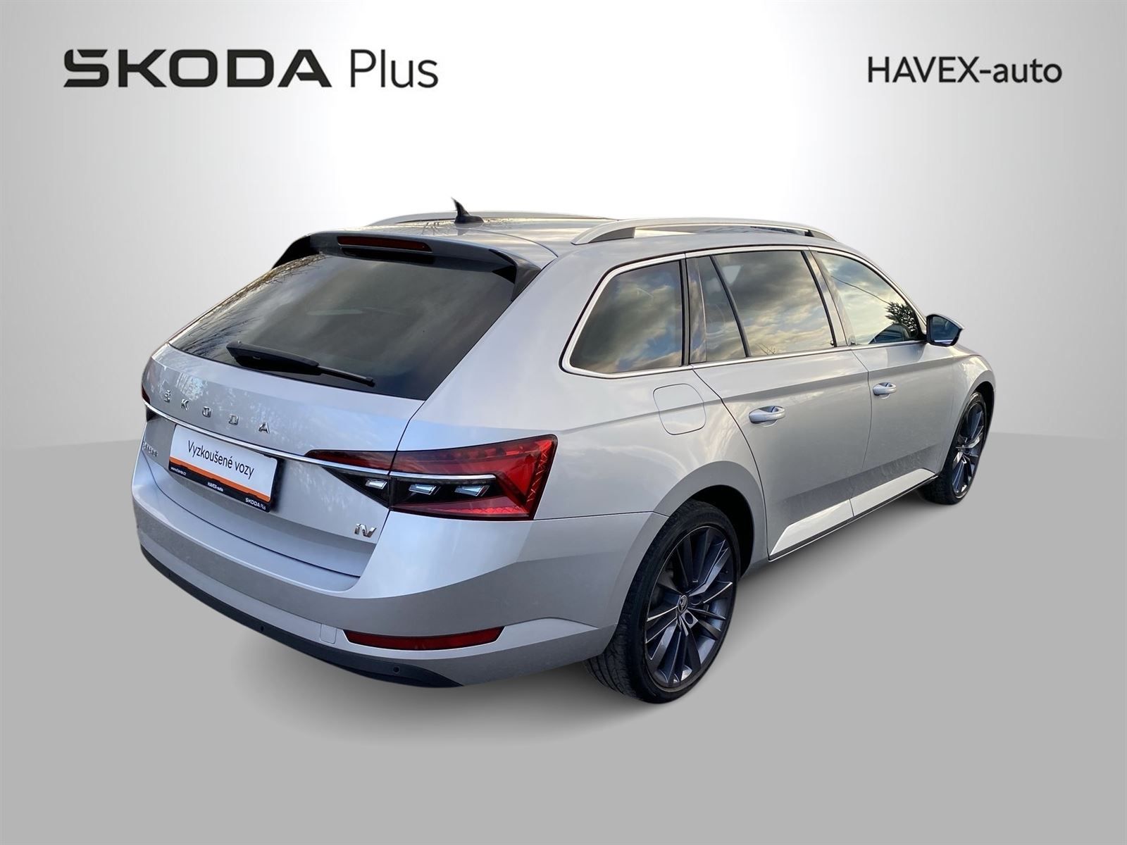 Škoda Superb, Combi 1.4 TSI iV DSG Style - fotka 2