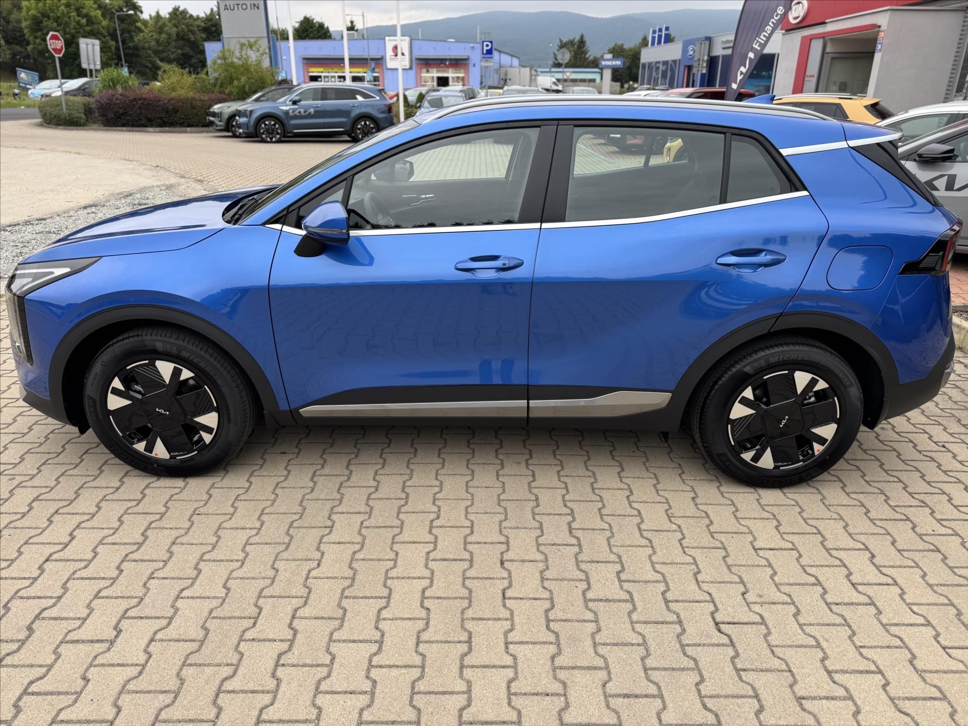Kia Sportage, 1,6 T-GDi 7DCT EXCLUSIVE IHNED - fotka 4