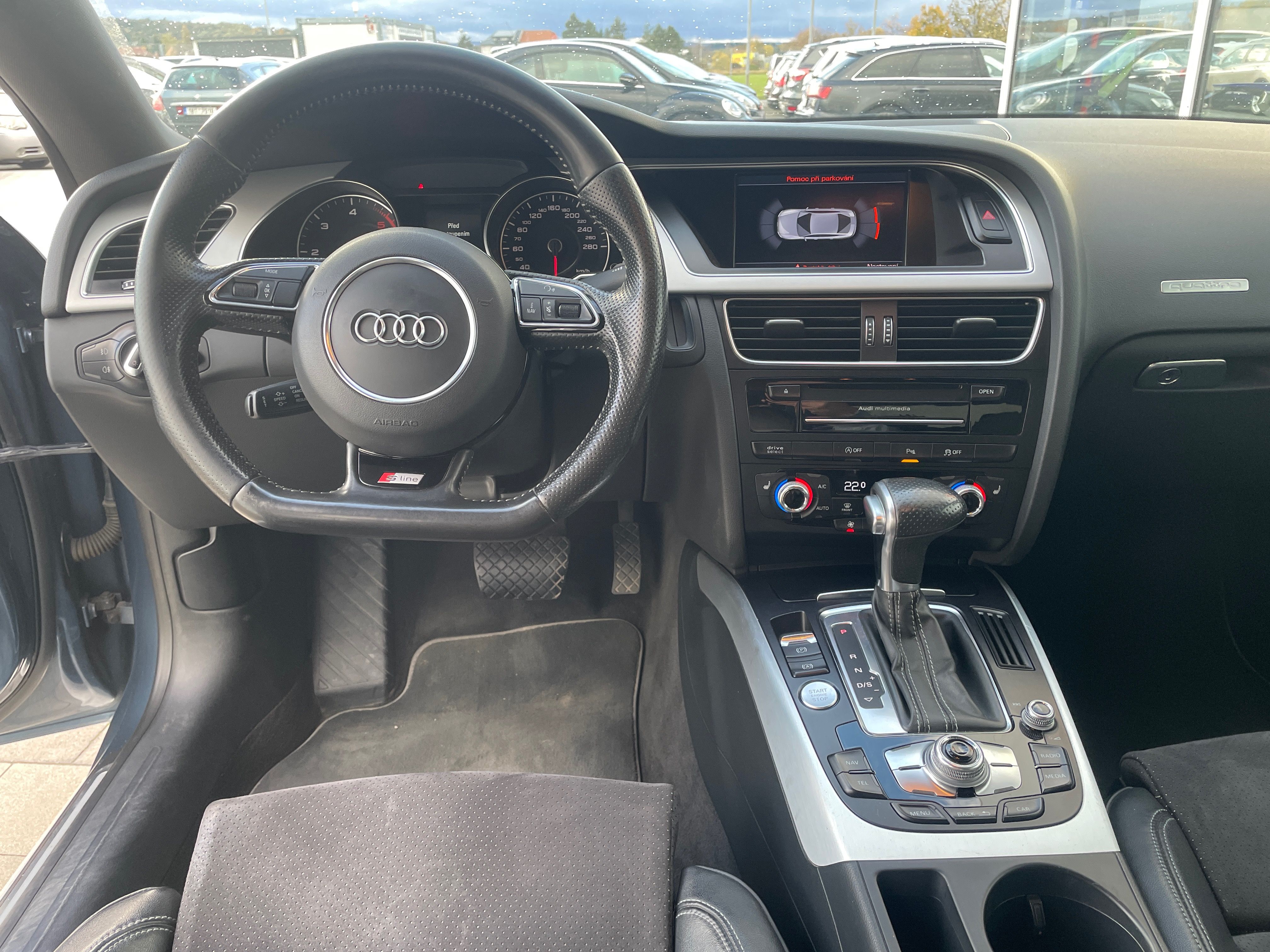 Audi A5, 2.0 TDI Quattro S line - fotka 6