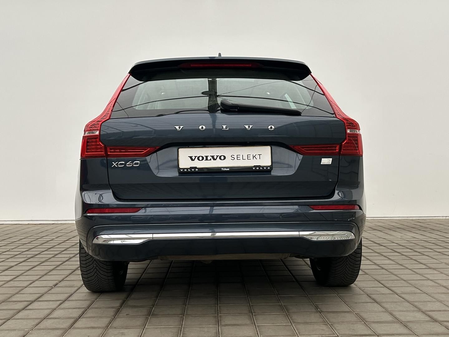 Volvo XC60, 2.0T6 257kW 4x4  Recharge PLUS - fotka 6
