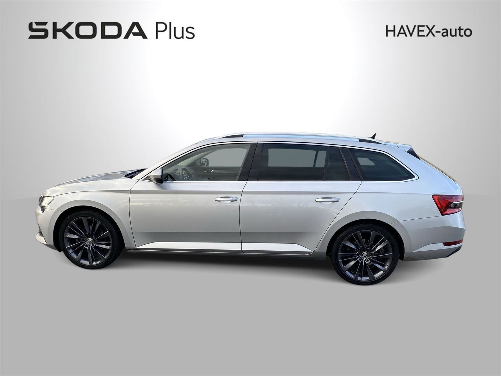 Škoda Superb, Combi 1.4 TSI iV DSG Style - fotka 3