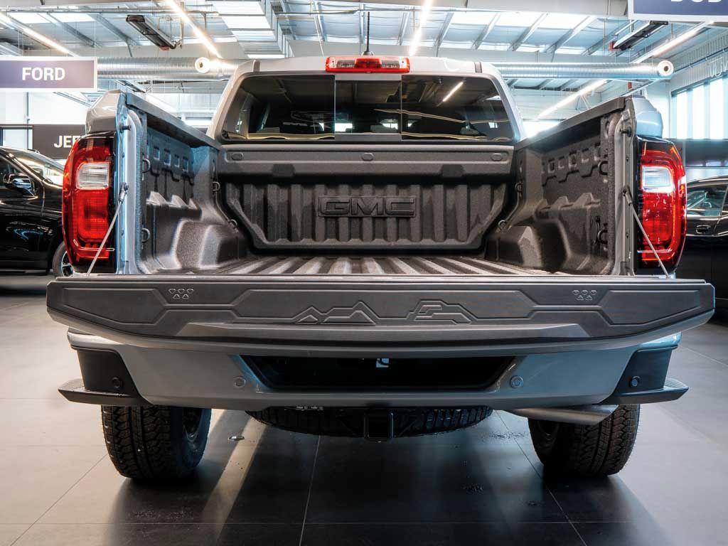 GMC Canyon, 2.7 Denali 4WD 2"Lift Head-up - fotka 5