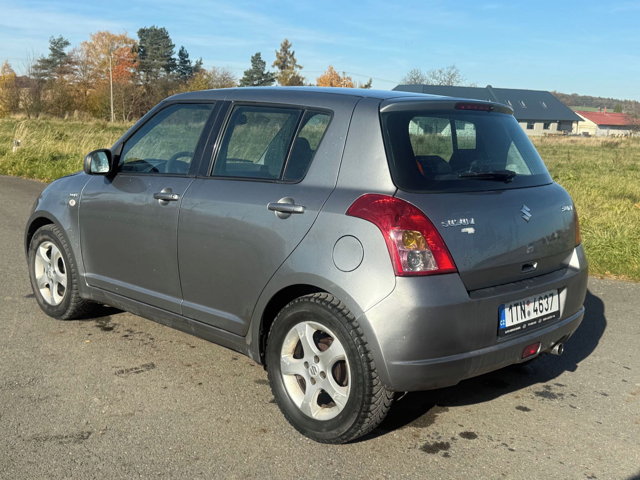 Suzuki Swift, 1,3 D - fotka 3