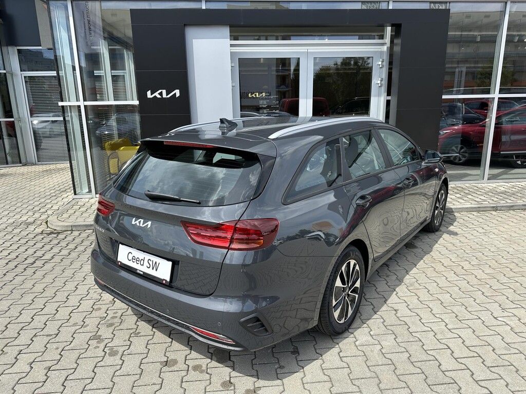 Kia Cee´d, 1,5 T-GDi 7DCT 103  kW SPIN - fotka 3