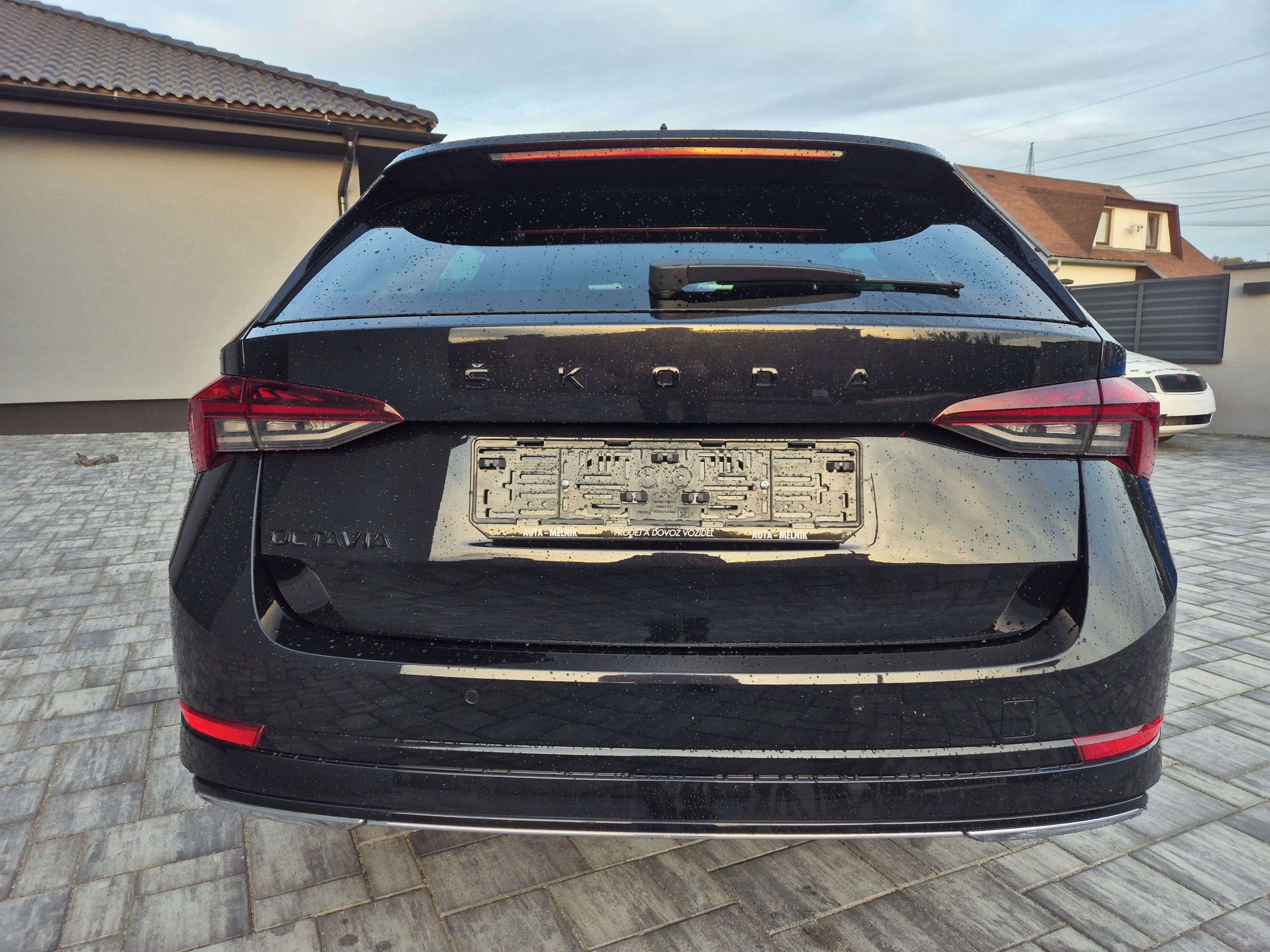 Škoda Octavia, 2.0 TDi 110kw SPORTLINE ZÁRUKA - fotka 6