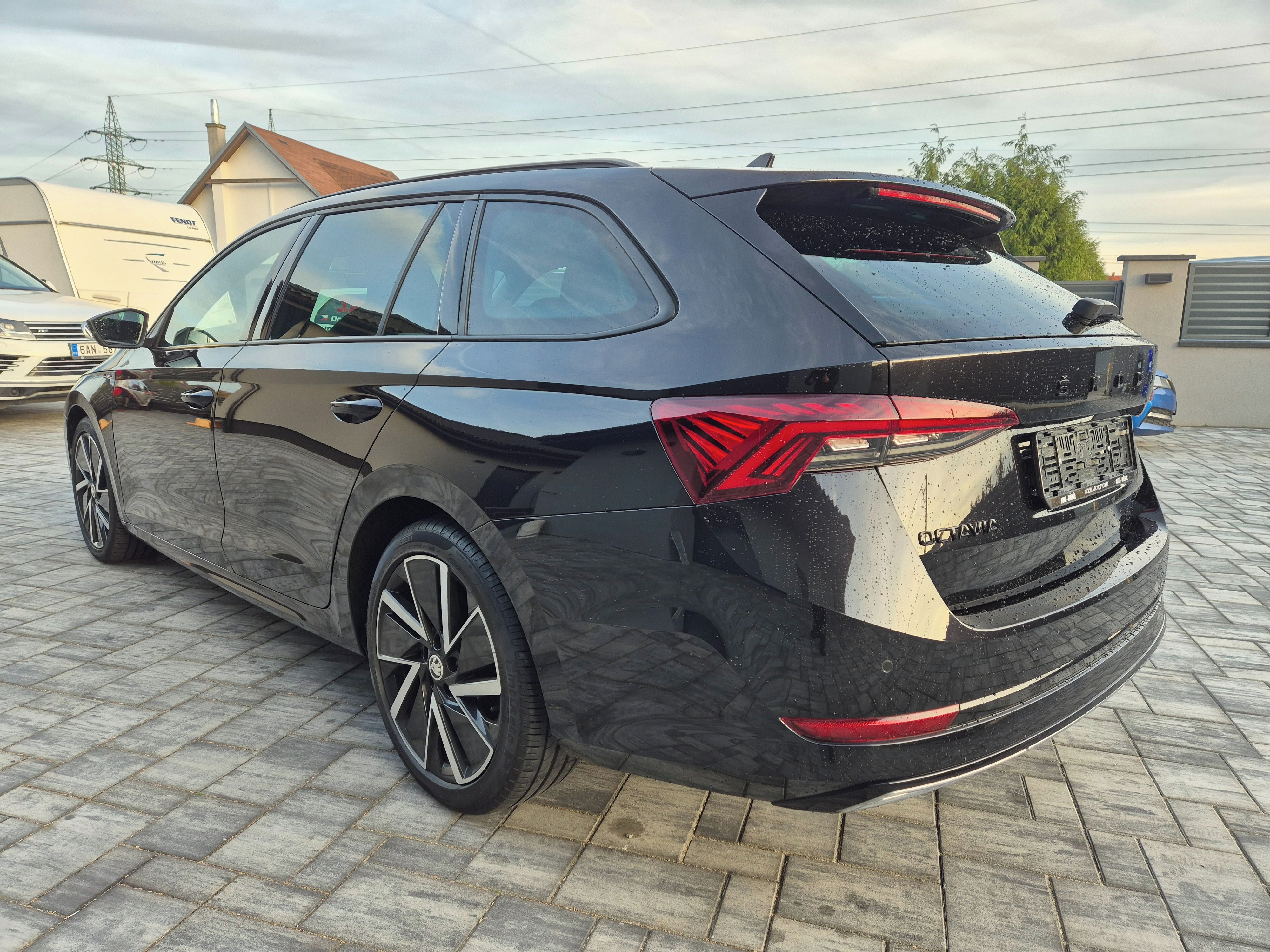 Škoda Octavia, 2.0 TDi 110kw SPORTLINE ZÁRUKA - fotka 5
