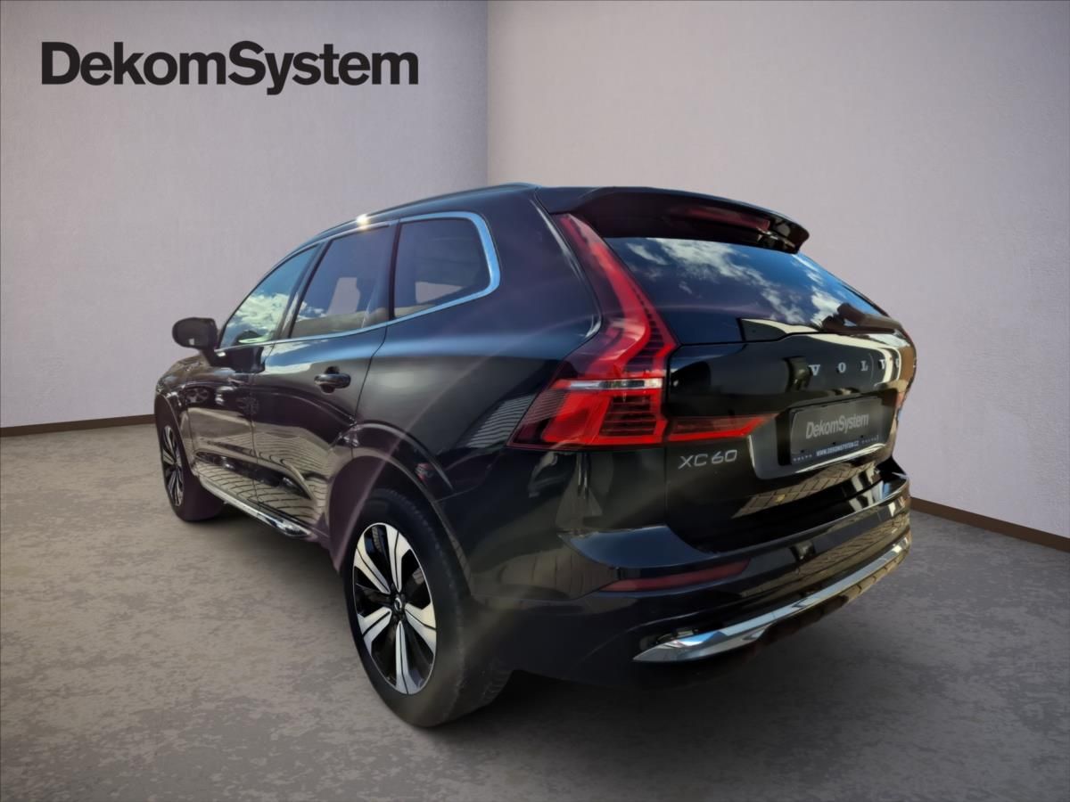 Volvo XC60, 2,0 T6 AWD RECHARGE PANORAMA - fotka 3