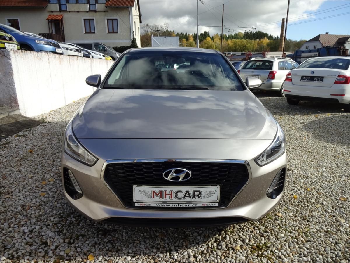Hyundai i30, 1,0TGDi 88kW - fotka 2
