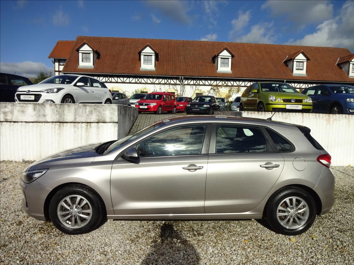 Hyundai i30, 1,0TGDi 88kW - fotka 4
