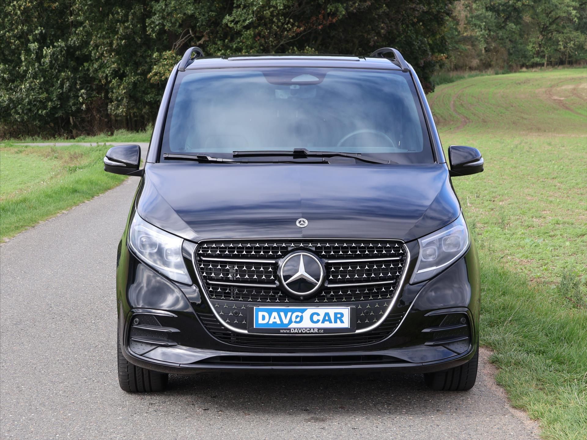 Mercedes-Benz Třídy V, 2,0 300d 4Matic Long Exclusive - fotka 2