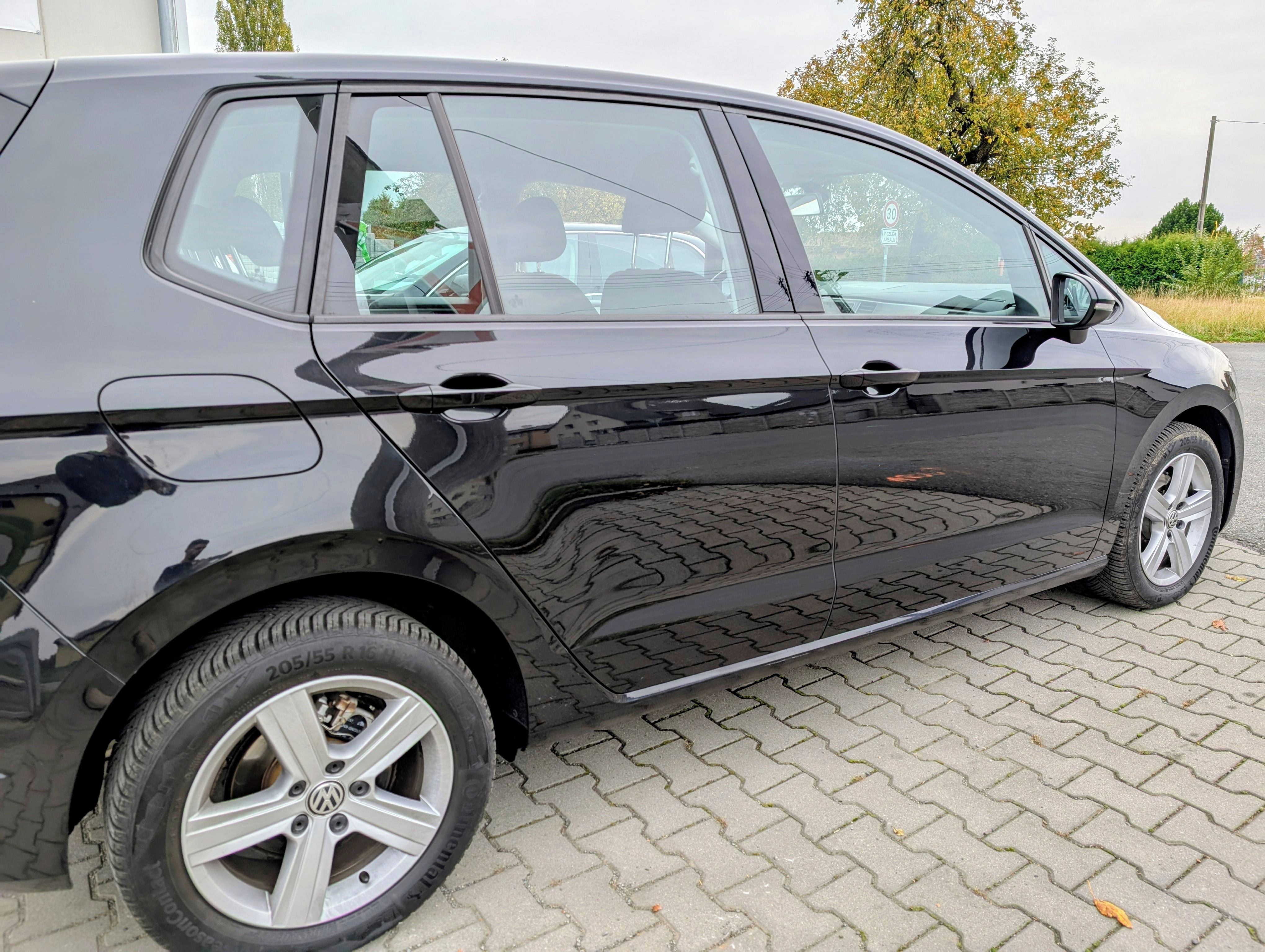 Volkswagen Golf Sportsvan, SPORTSVAN 1.6TDi 81kW TAŽNÉ - fotka 5