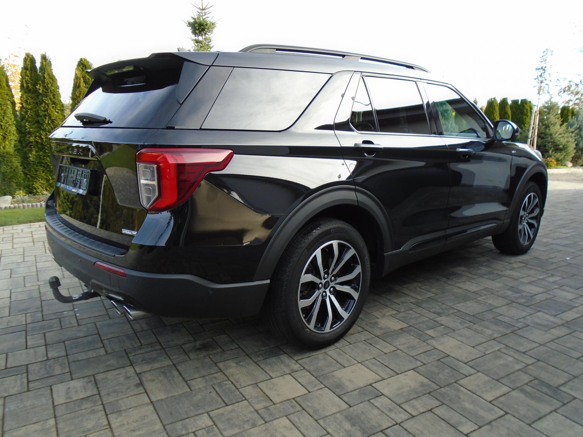 Ford Explorer, 3,0EcoBoost Plug-in-Hybrid ST - fotka 4