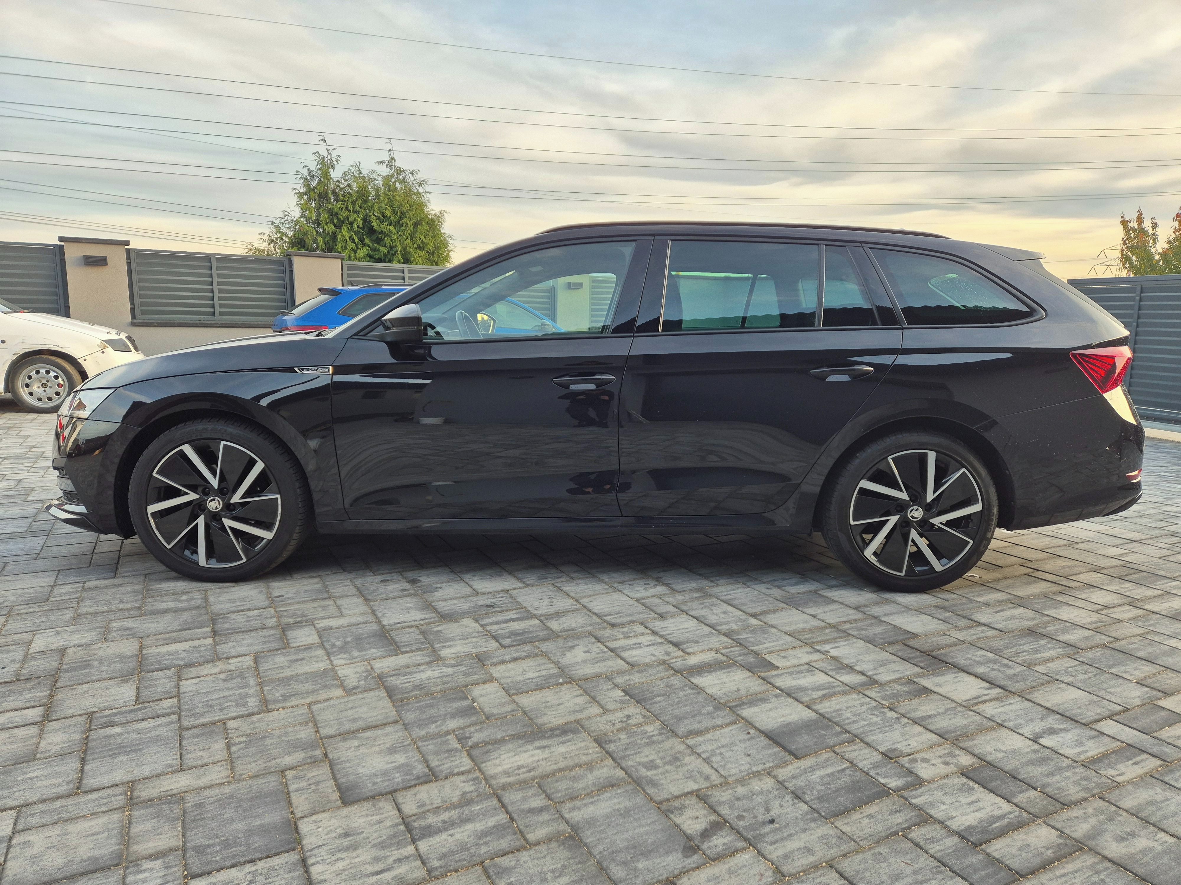 Škoda Octavia, 2.0 TDi 110kw SPORTLINE ZÁRUKA - fotka 4