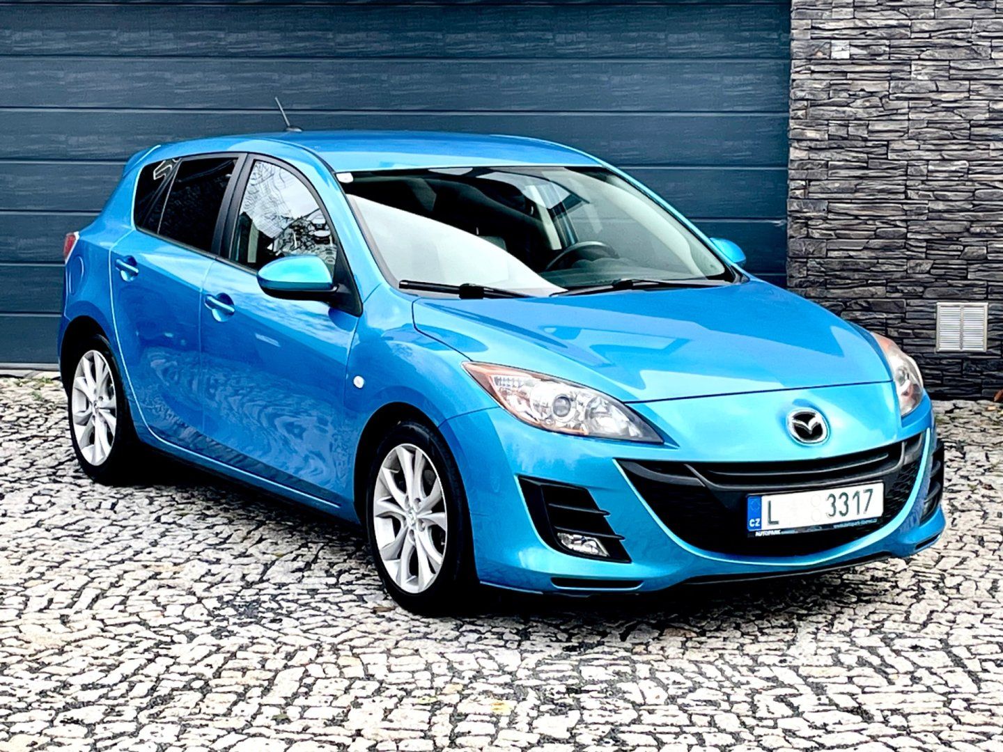 Mazda 3, 2.2 Turbodiesel TX Plus Bose - fotka 4