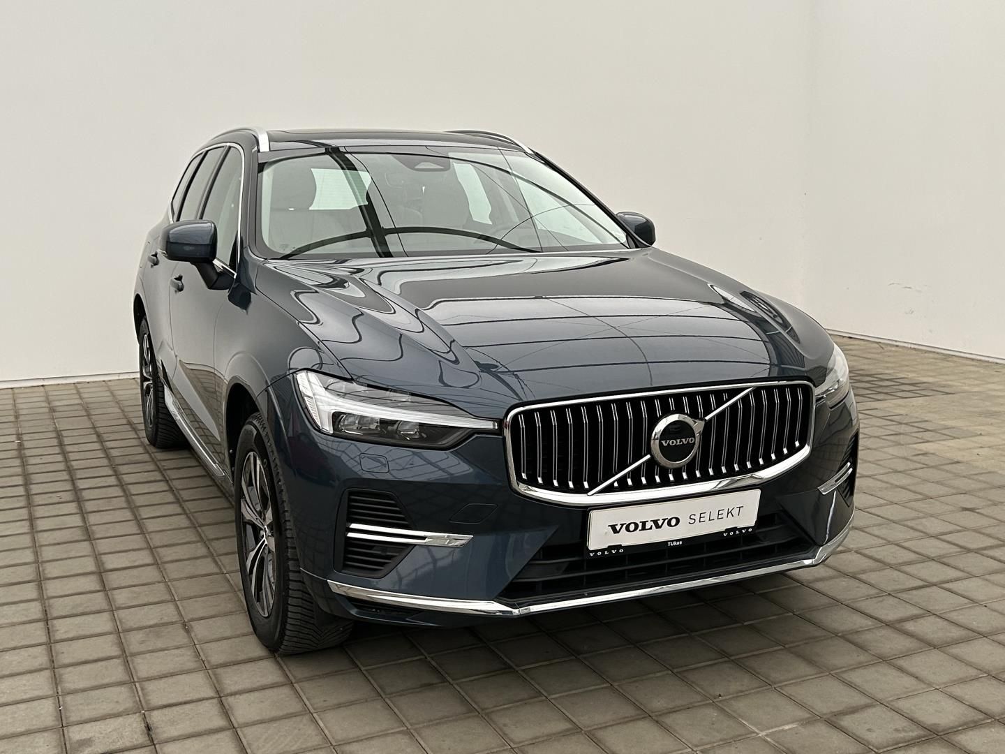Volvo XC60, 2.0T6 257kW 4x4  Recharge PLUS - fotka 3