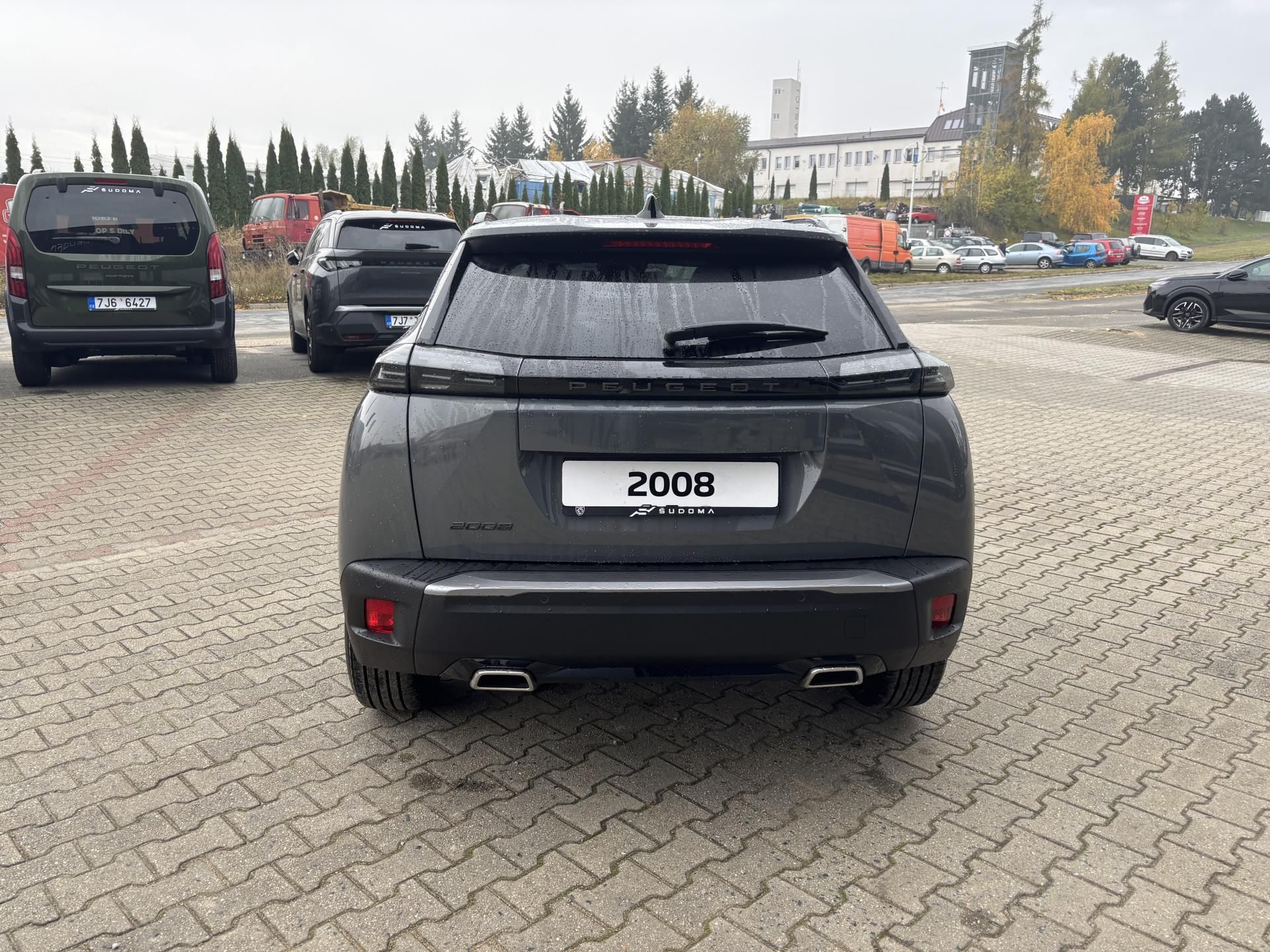 Peugeot 2008, ALLURE PureTech 130 S&S EAT8 - fotka 6